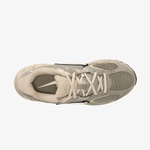 Nike V5 RNR Kadın Krem Spor Ayakkabı