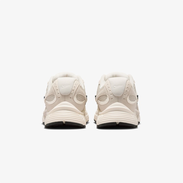 Nike Bej Nike V5 RNR
