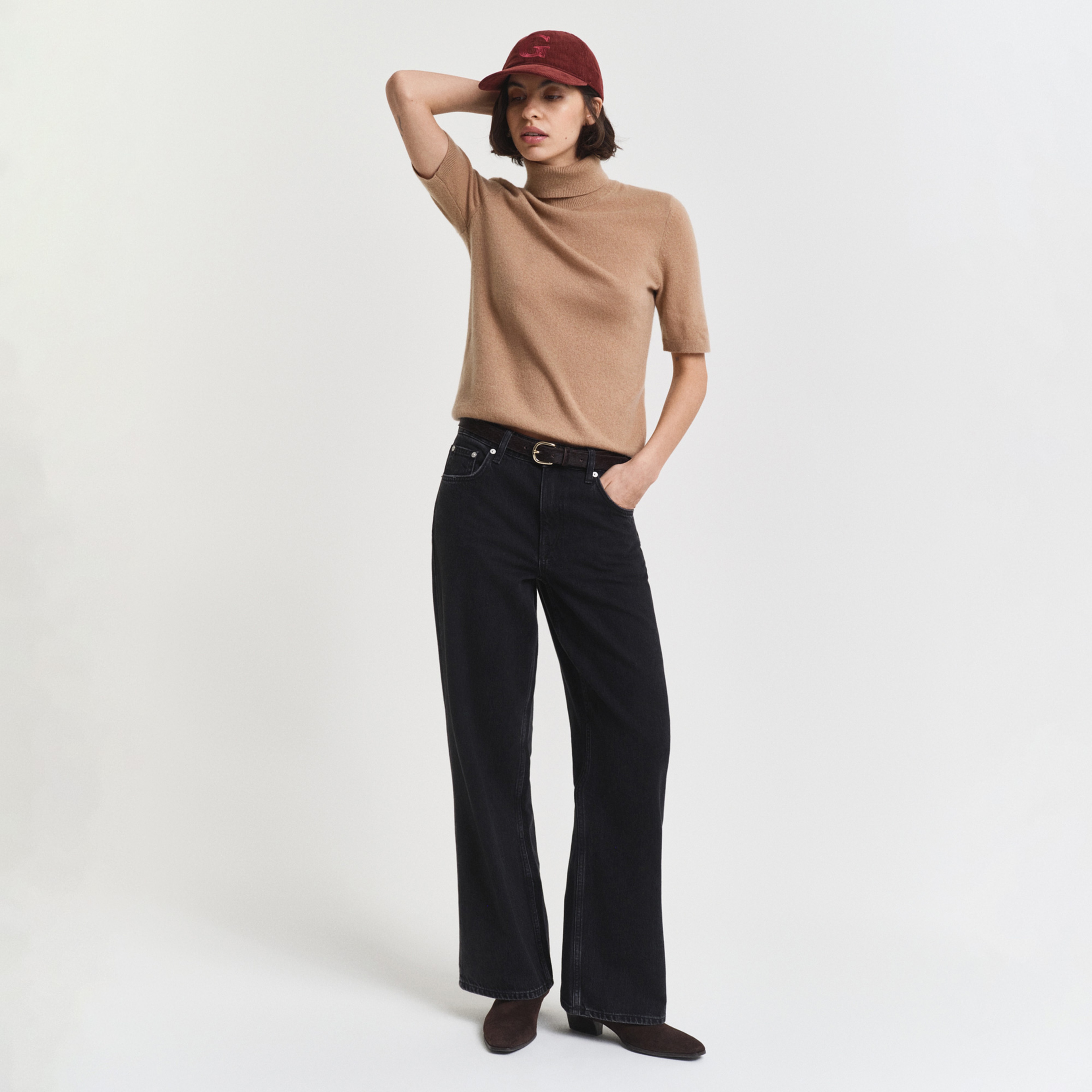 GANT Kadın Siyah Relaxed Fit Jean