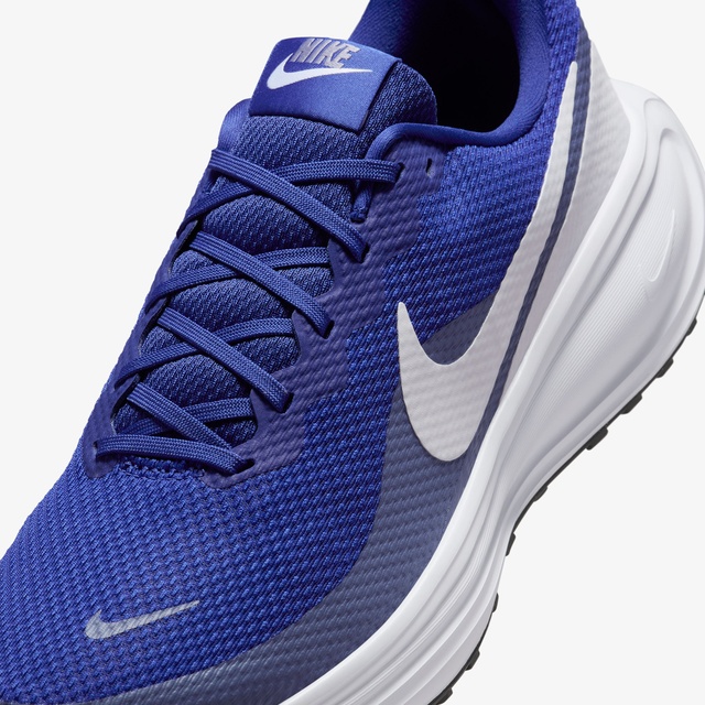 Nike Mavi Nike Revolution 8