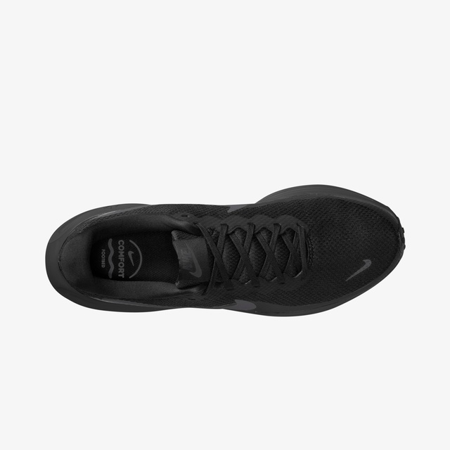 Nike Siyah Nike Revolution 8