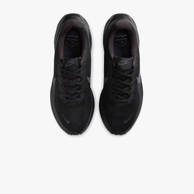 Nike Siyah Nike Revolution 8