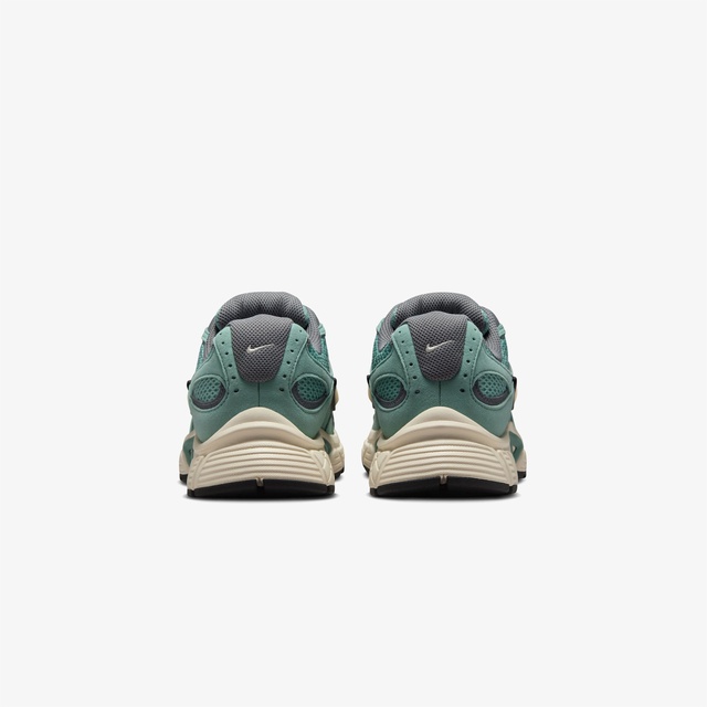 Nike Yeşil Nike V5 RNR
