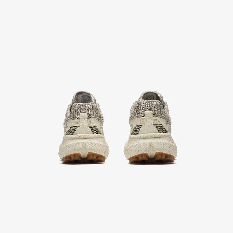 Merrell Agility Peak 5 Gore Tex Kadın Bej Koşu Ayakkabısı
