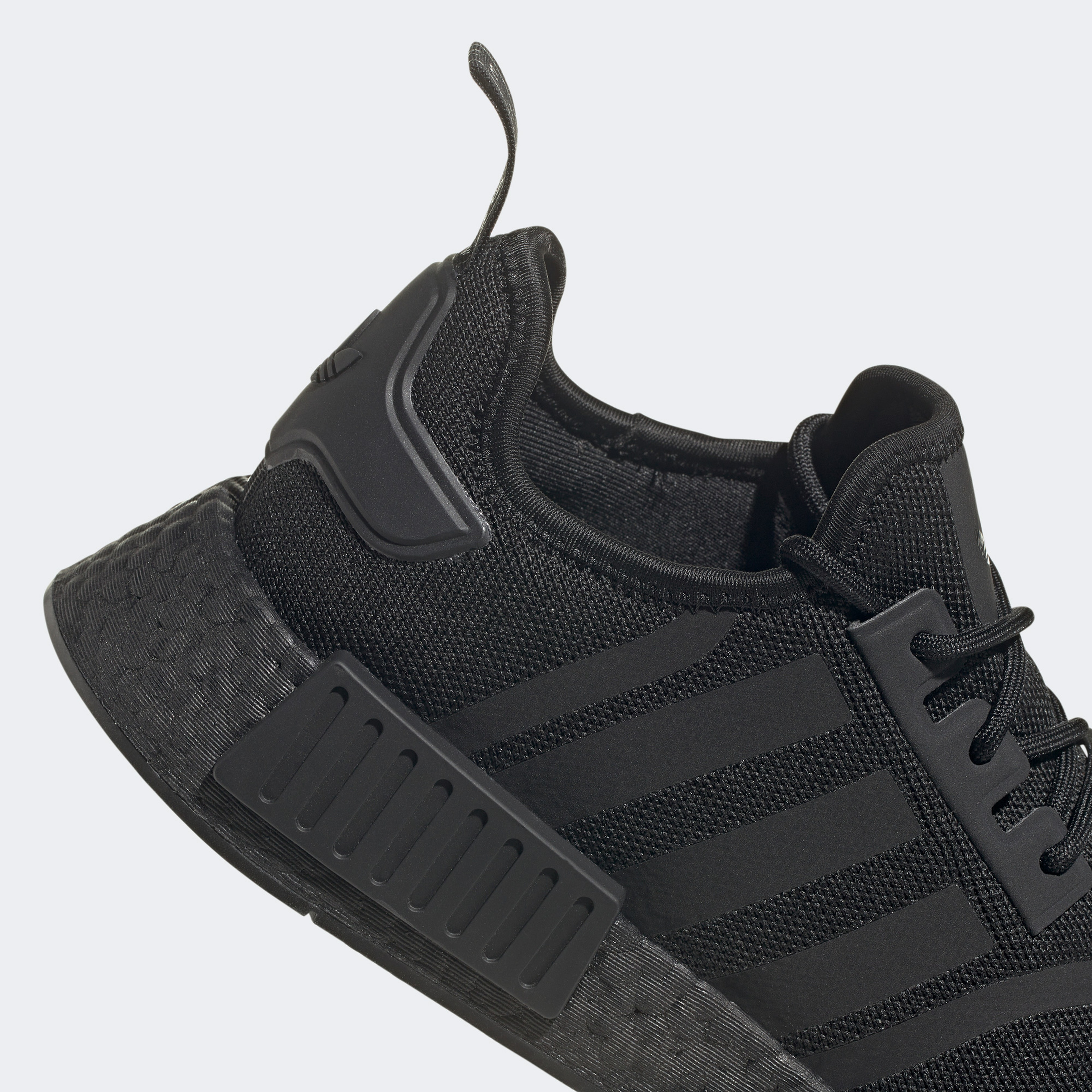adidas Nmd_R1 Erkek Siyah Spor Ayakkabı