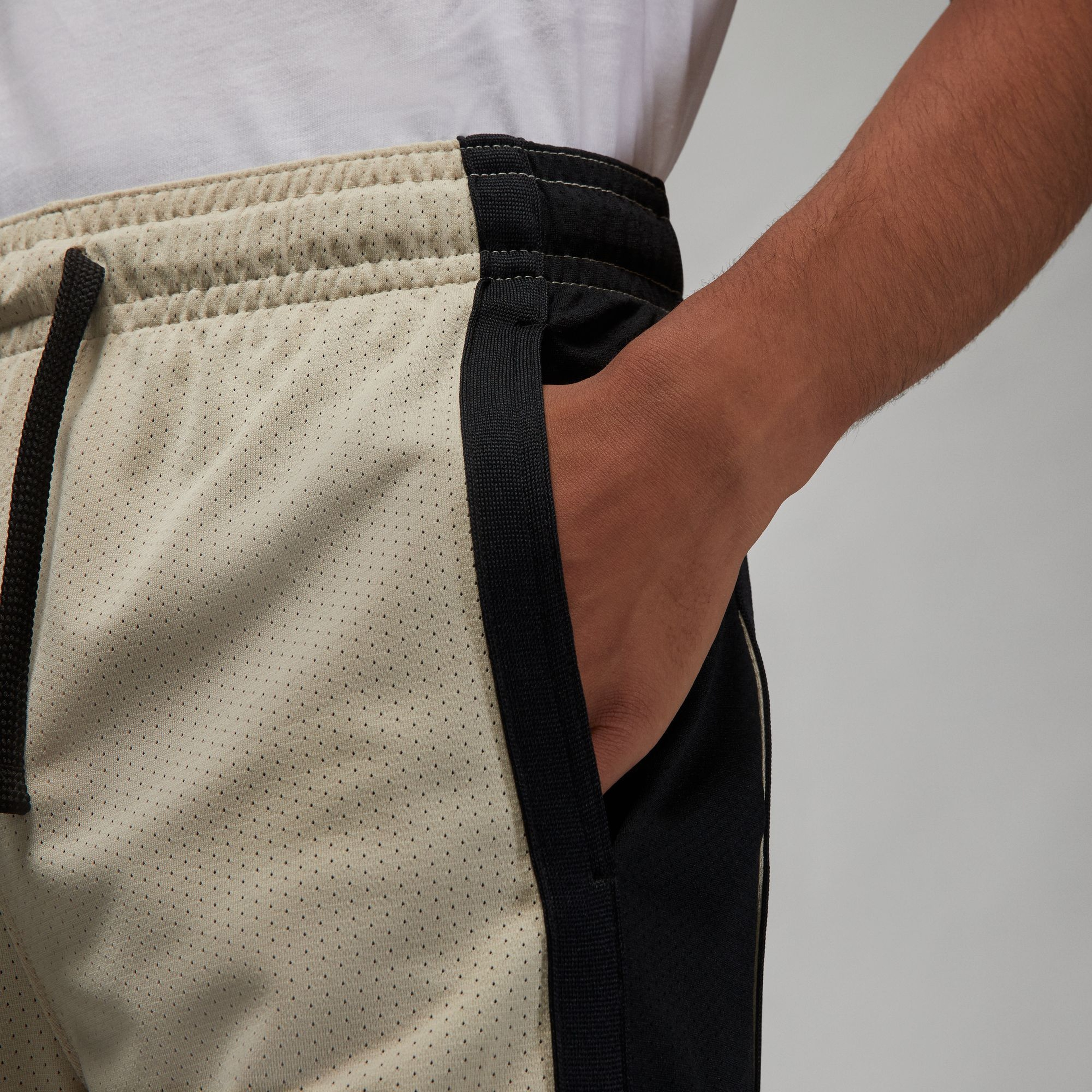 Jordan Dri-FIT Erkek Bej Şort