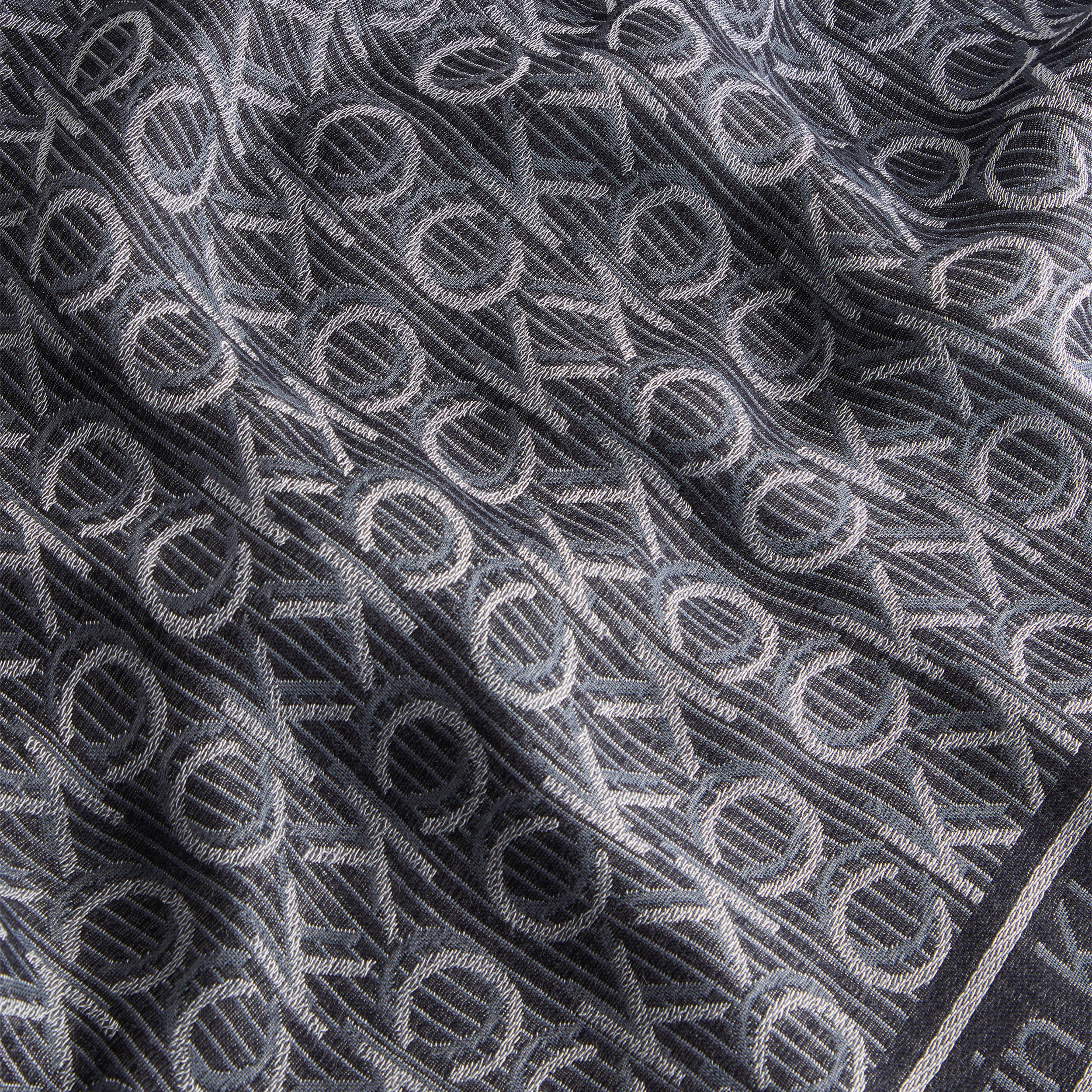 Calvin Klein Monogram Jacquard Kadın Siyah Fular