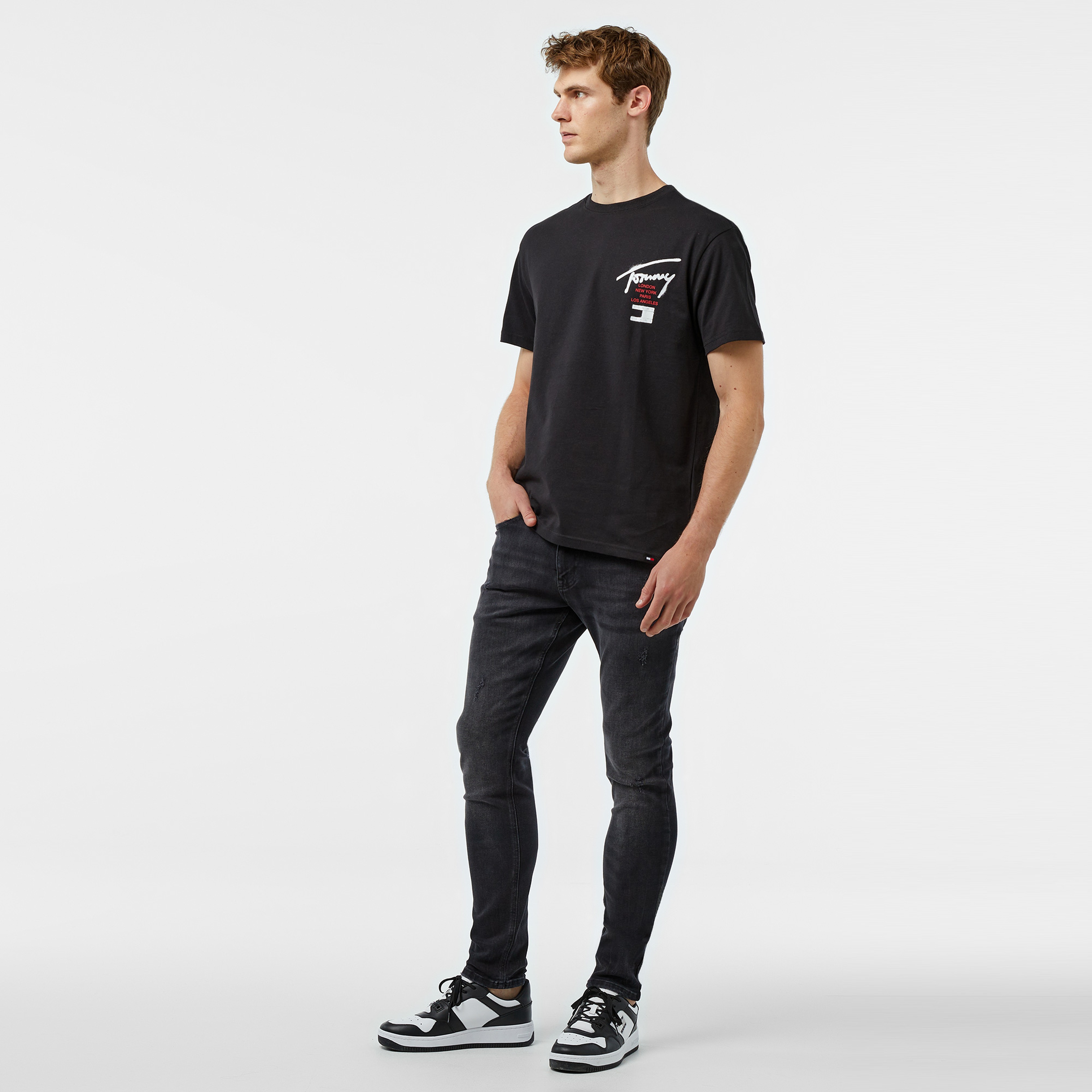 Tommy Jeans Reg Graffiti Sig Erkek Siyah T-Shirt