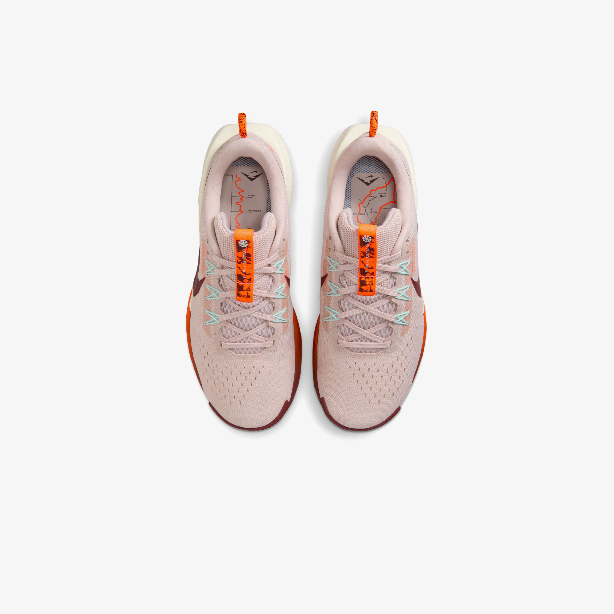 Nike Pegasus Trail 5 Kadın Kırmızı Koşu Ayakkabısı