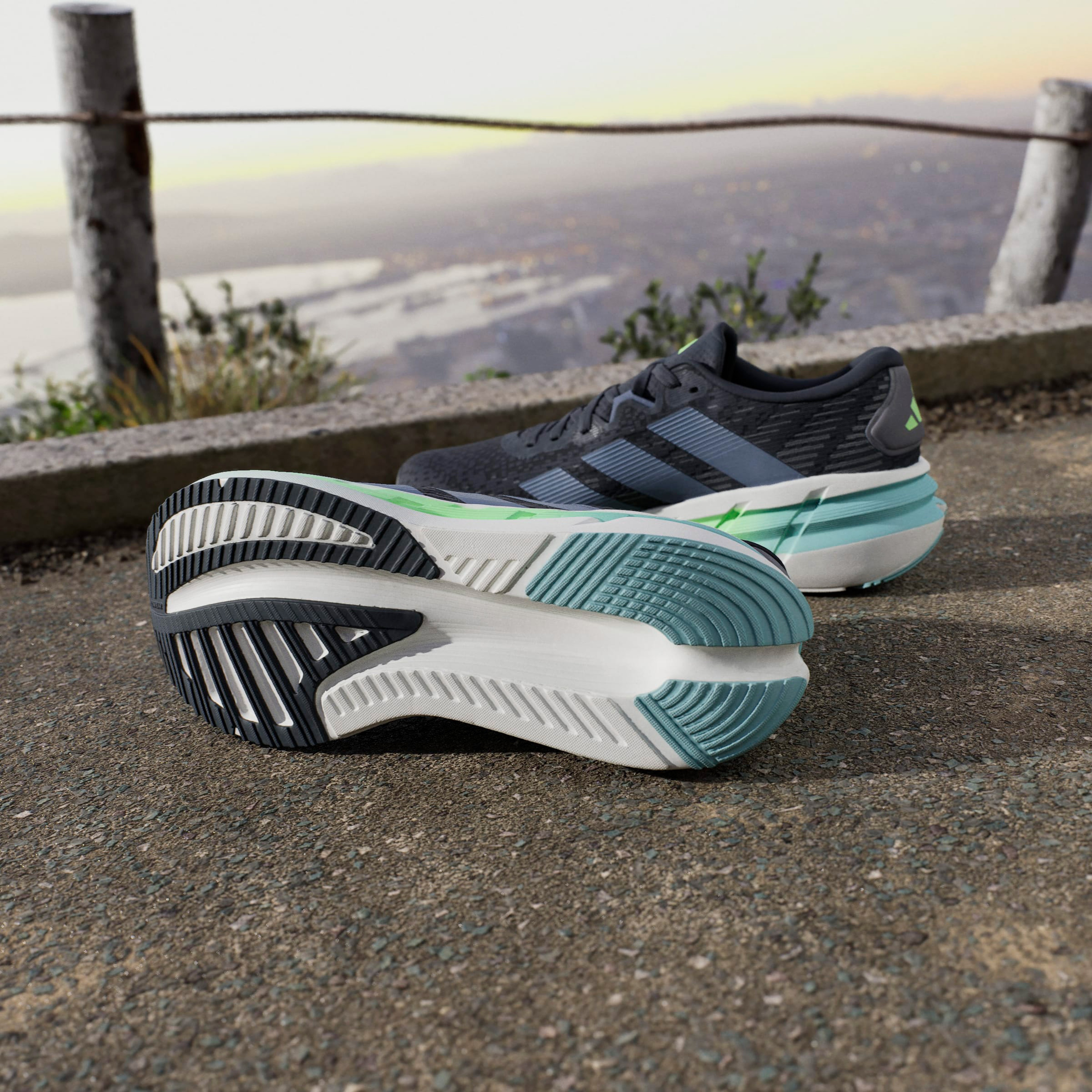adidas Adistar 4 Erkek Siyah Koşu Ayakkabısı