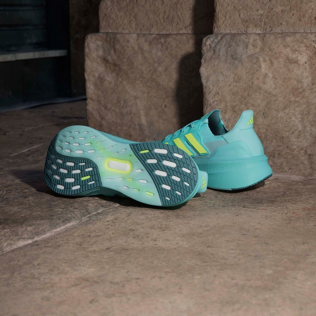 Adidas Mavi Adidas Ultraboost 5
