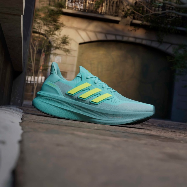 Adidas Mavi Adidas Ultraboost 5