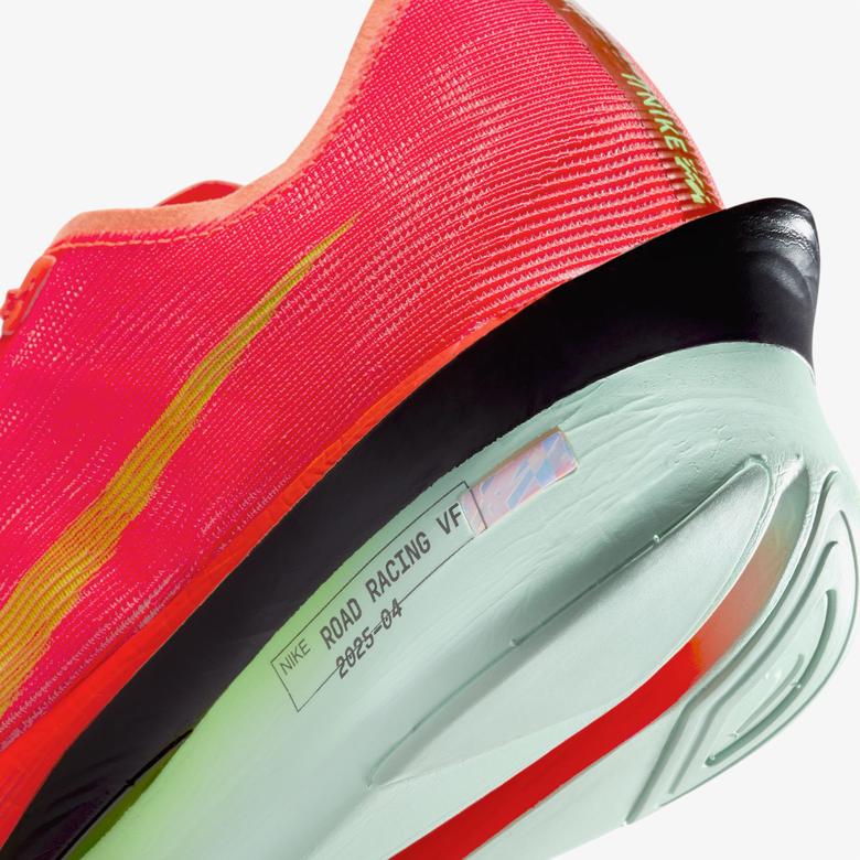 Nike Vaporfly 4 Erkek Kırmızı Koşu Ayakkabısı