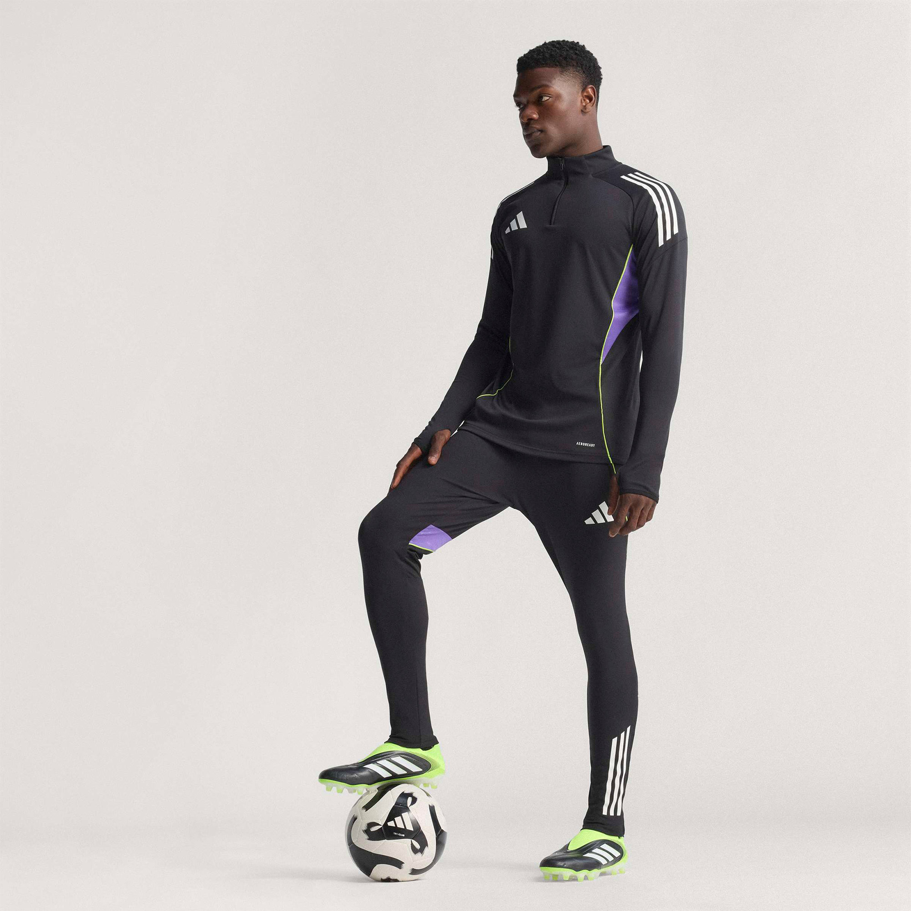 adidas Copa Pure 3 Elite Erkek Siyah Çim Saha Kramponu