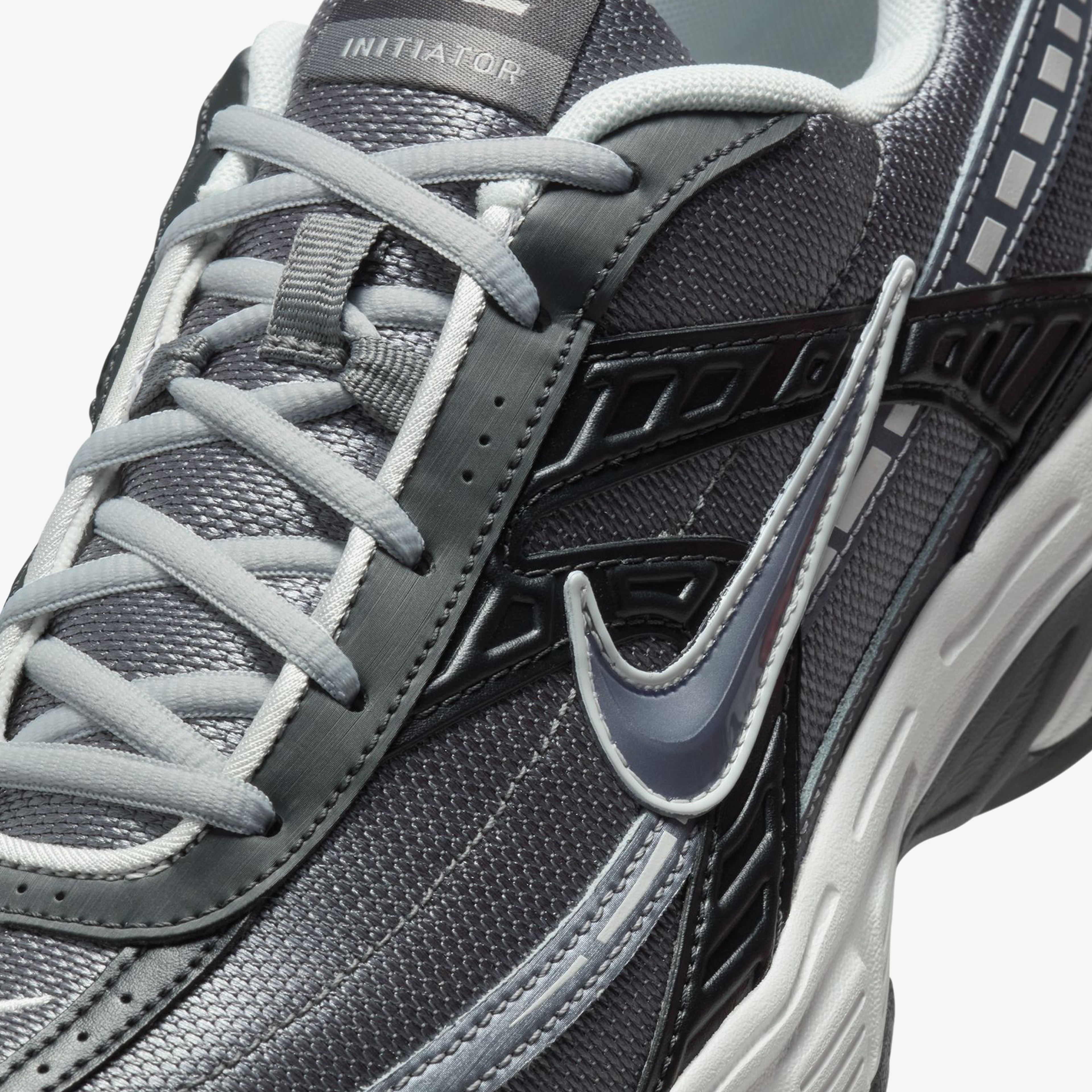 Nike Initiator Erkek Siyah Spor Ayakkabı