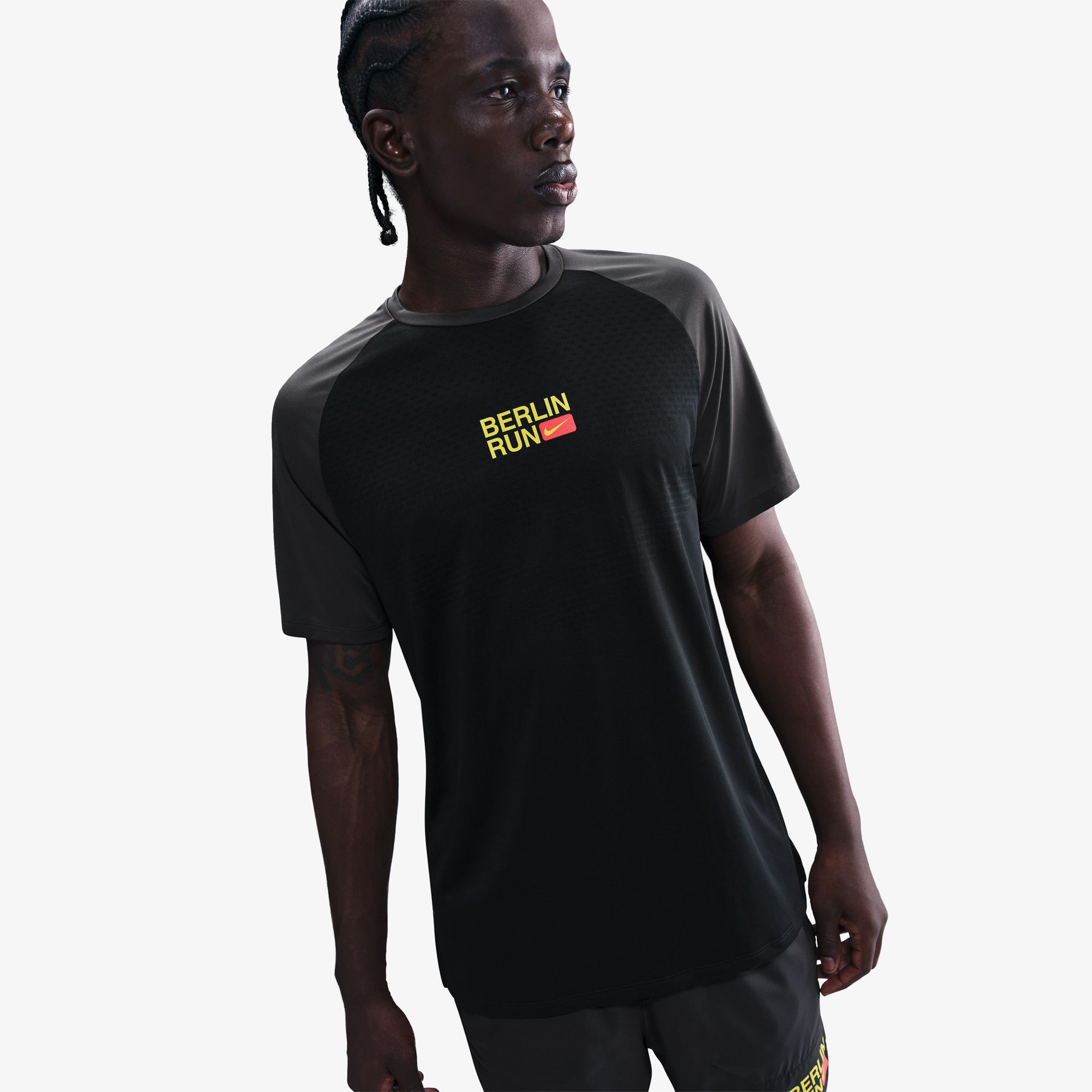 Nike Stride Erkek Siyah Koşu T-Shirt