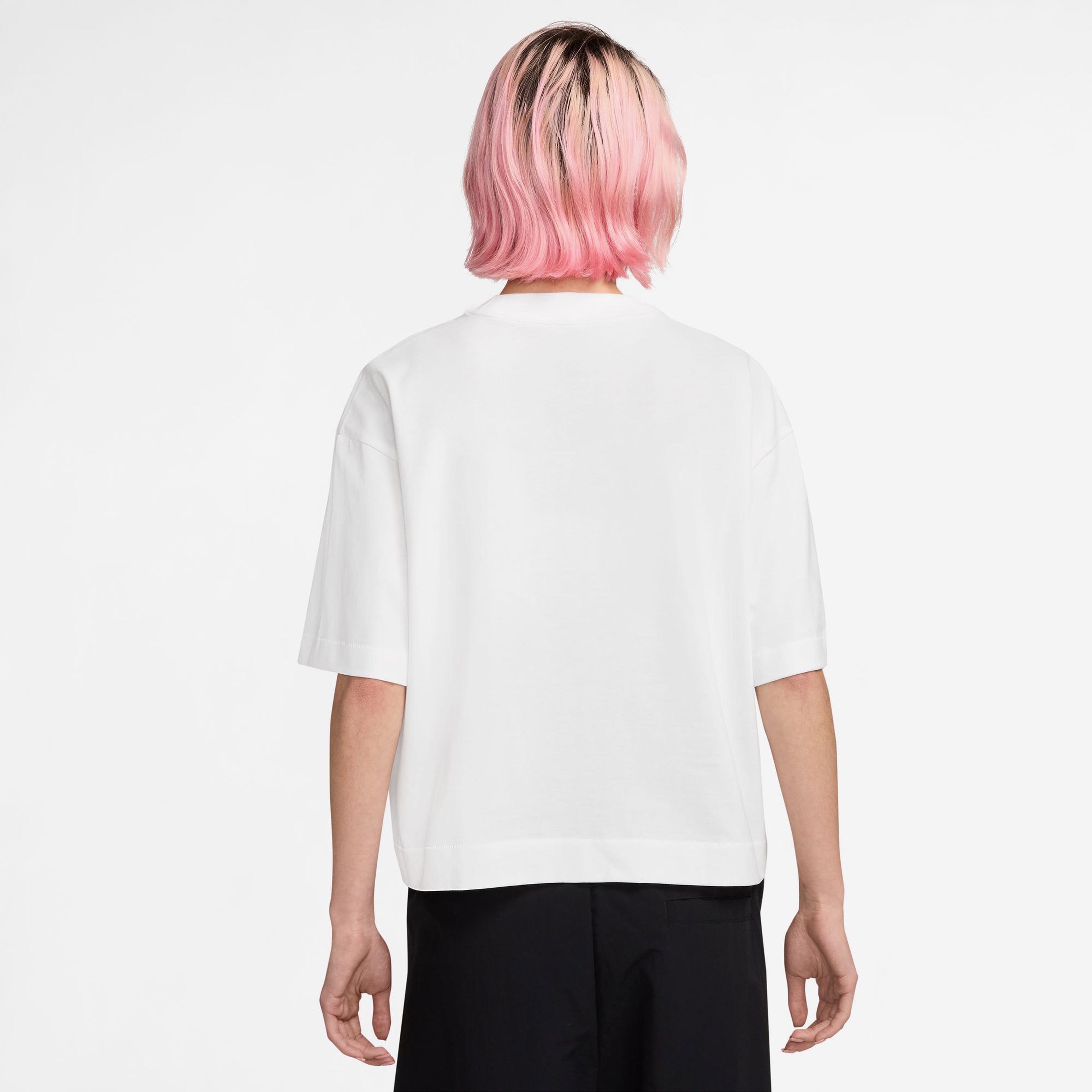 Nike Sportswear Kadın Beyaz T-Shirt
