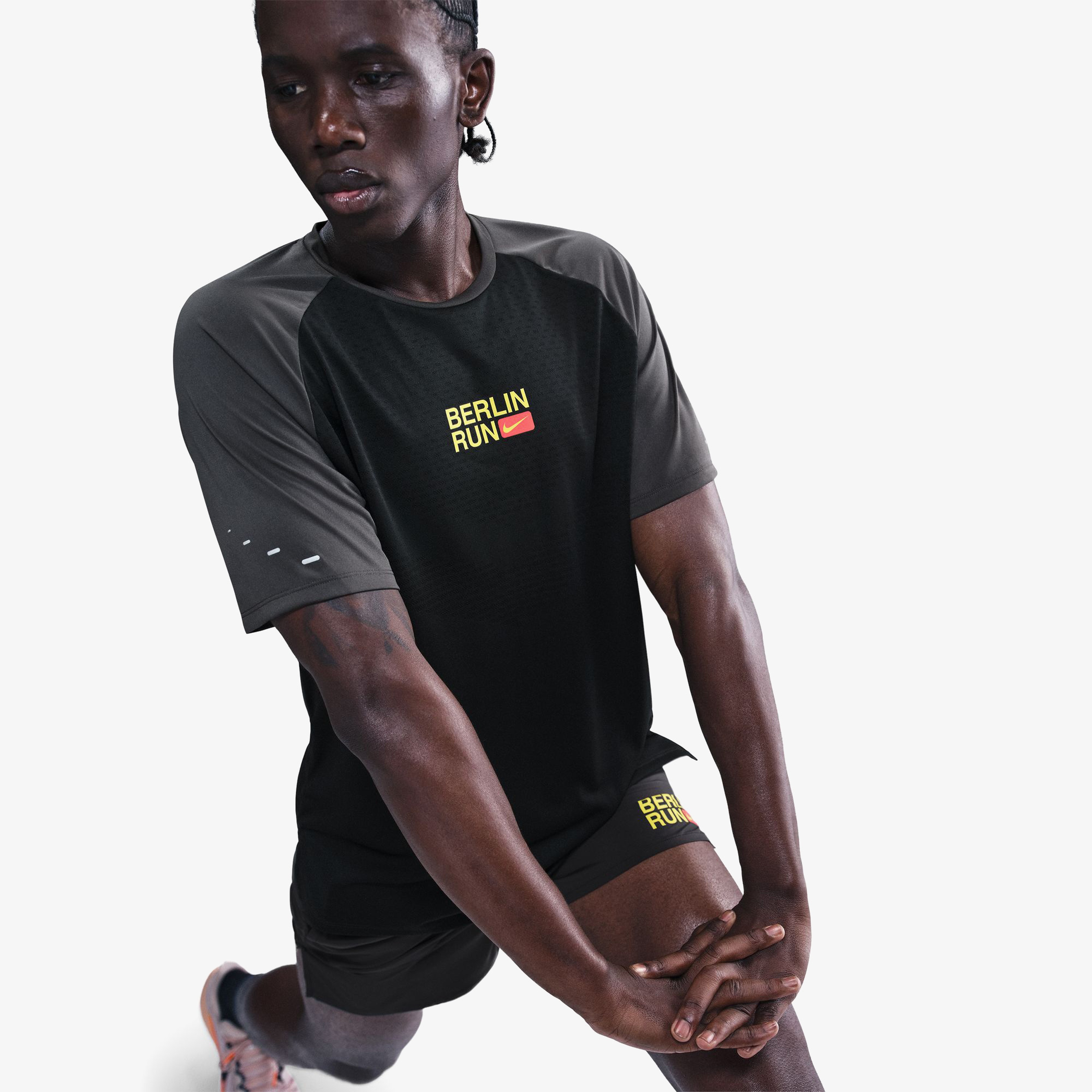 Nike Stride Erkek Siyah Koşu T-Shirt