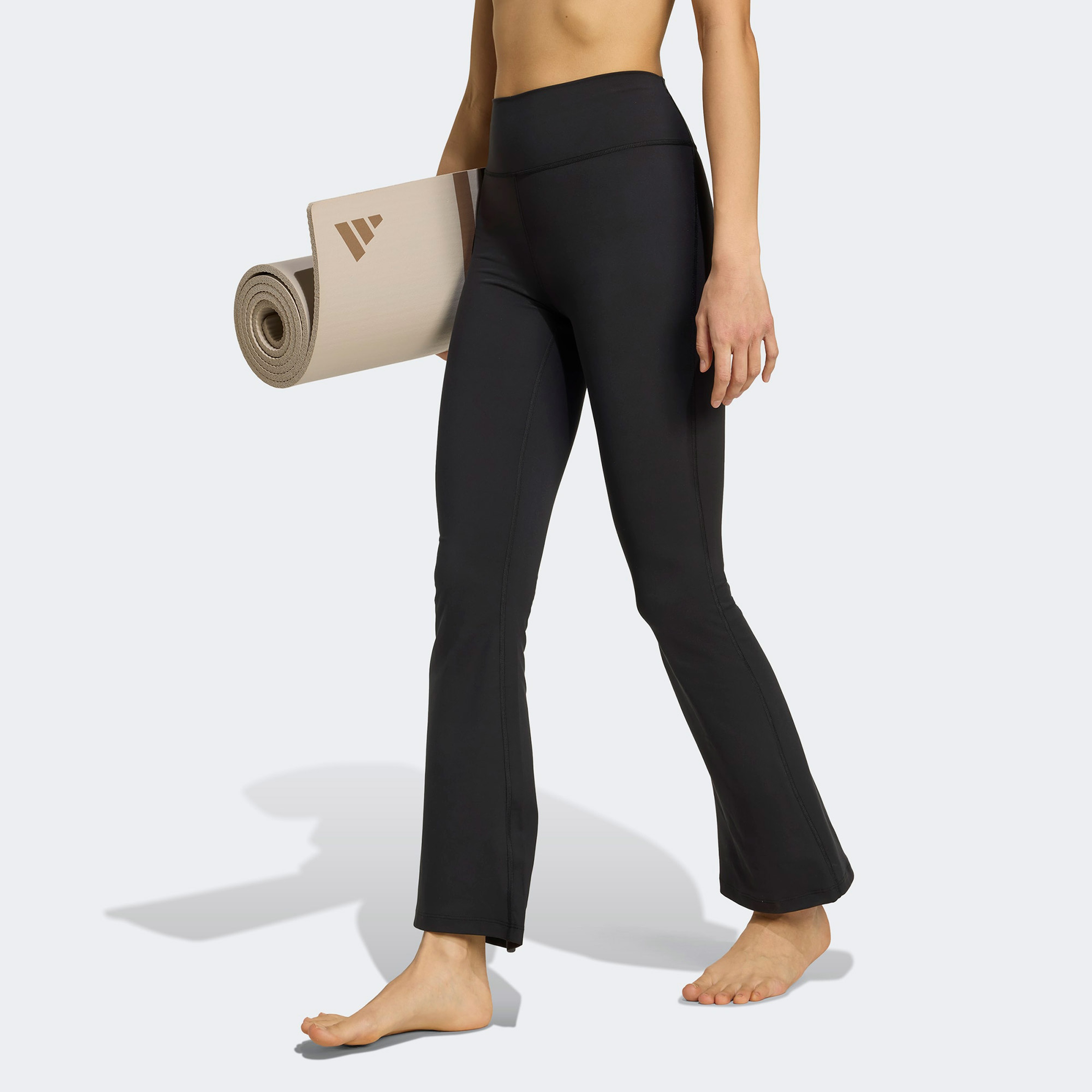 adidas All Me Essentials Flare Kadın Siyah Antrenman Taytı