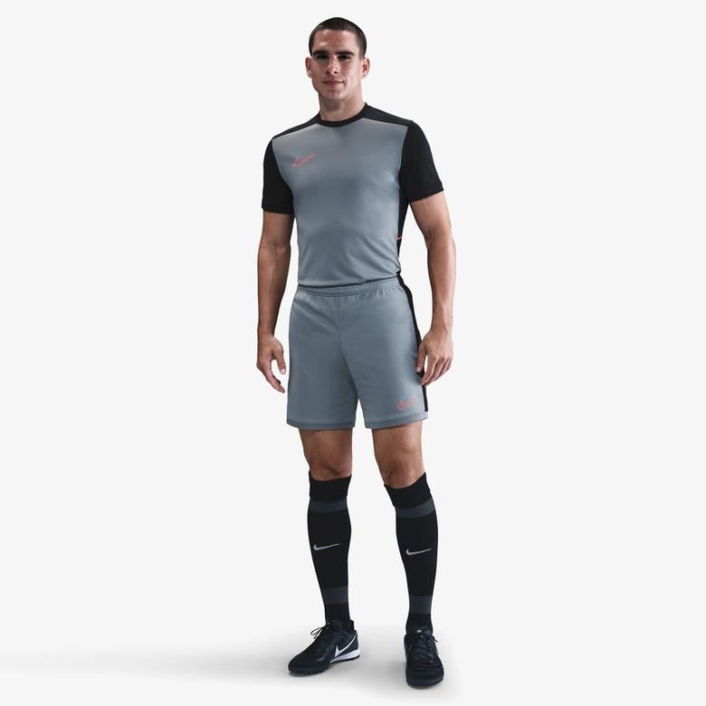 Nike Academy Erkek Gri Futbol Şortu