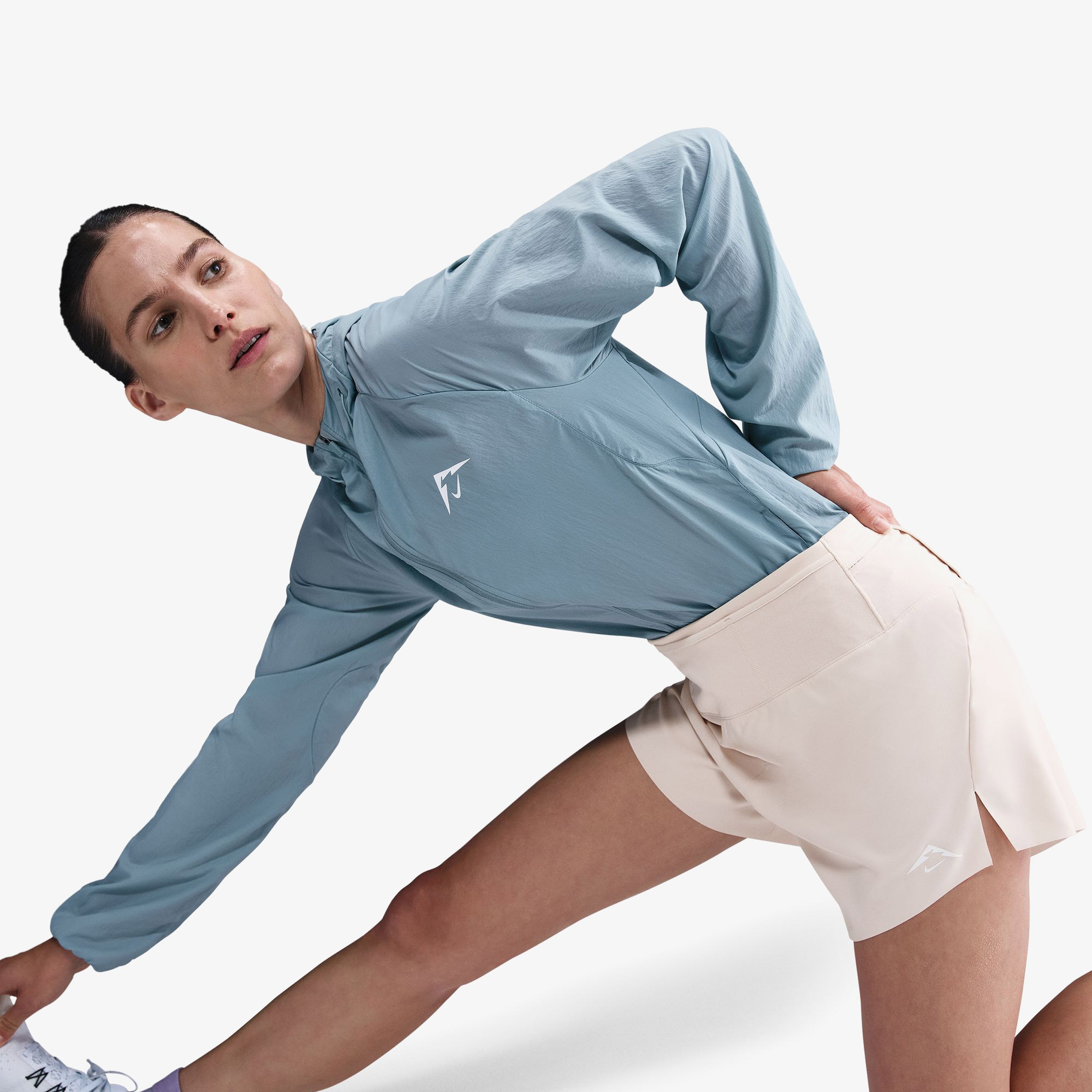 Nike Trail Kadın Bej Koşu Şortu