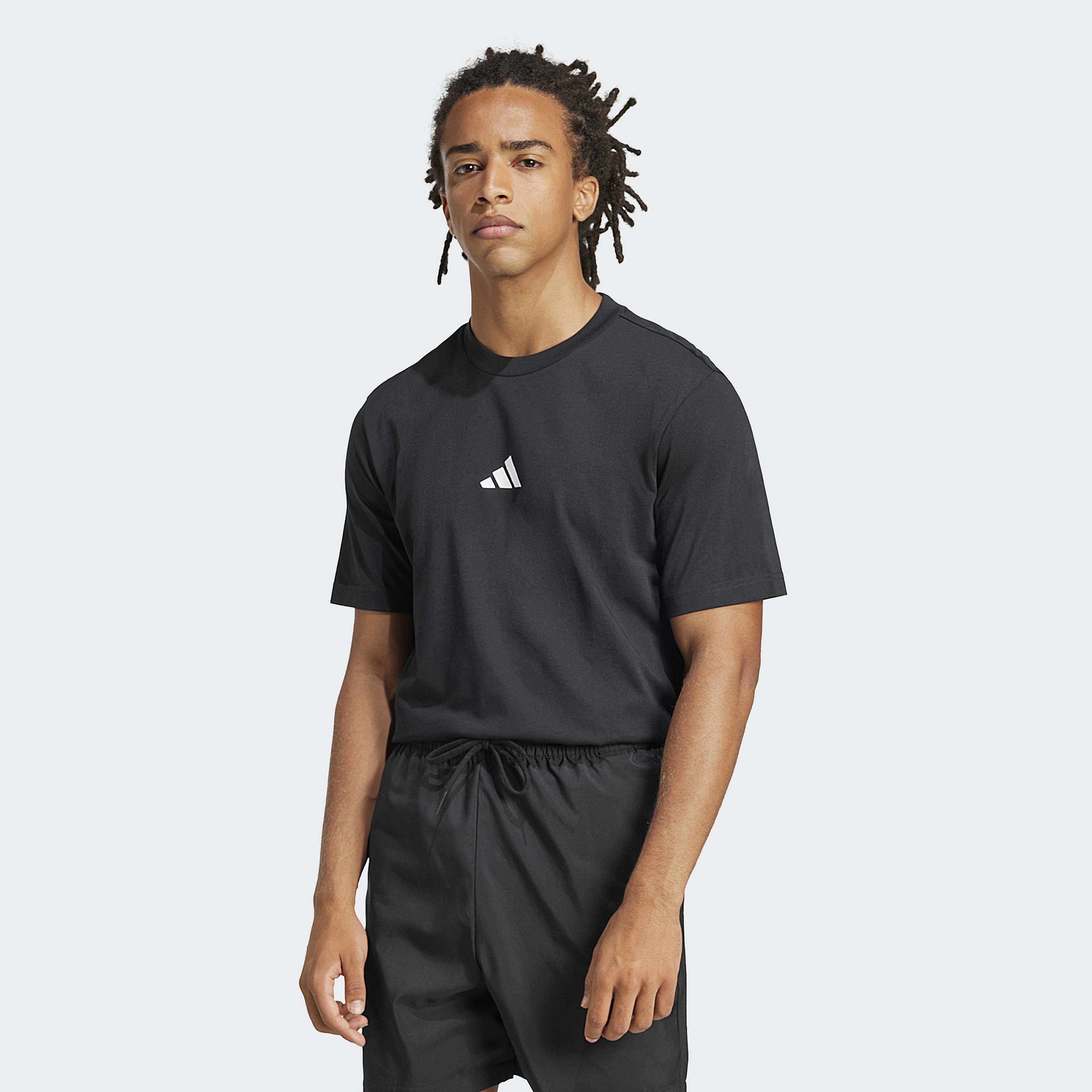 adidas Essentials Small Logo Single Erkek Siyah T-Shirt