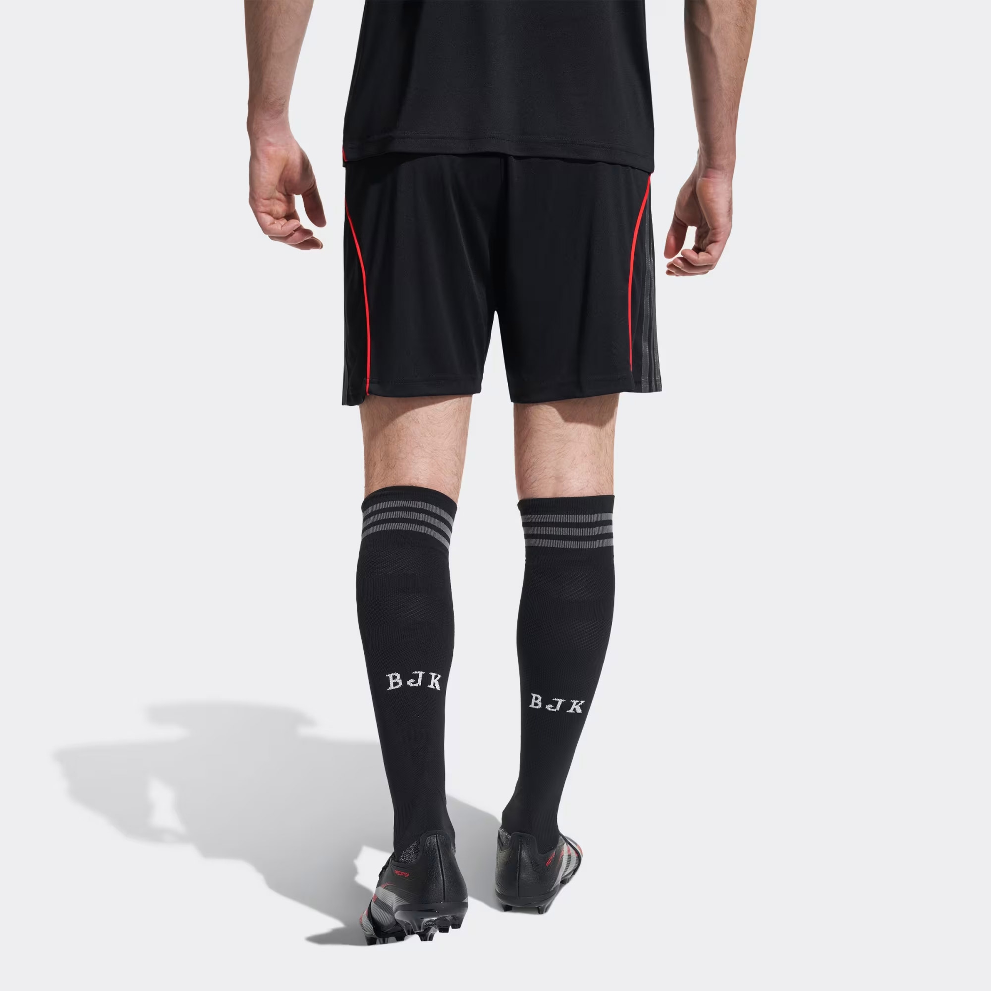 adidas Beşiktaş JK 25/26 Erkek Siyah Deplasman Futbol Şortu