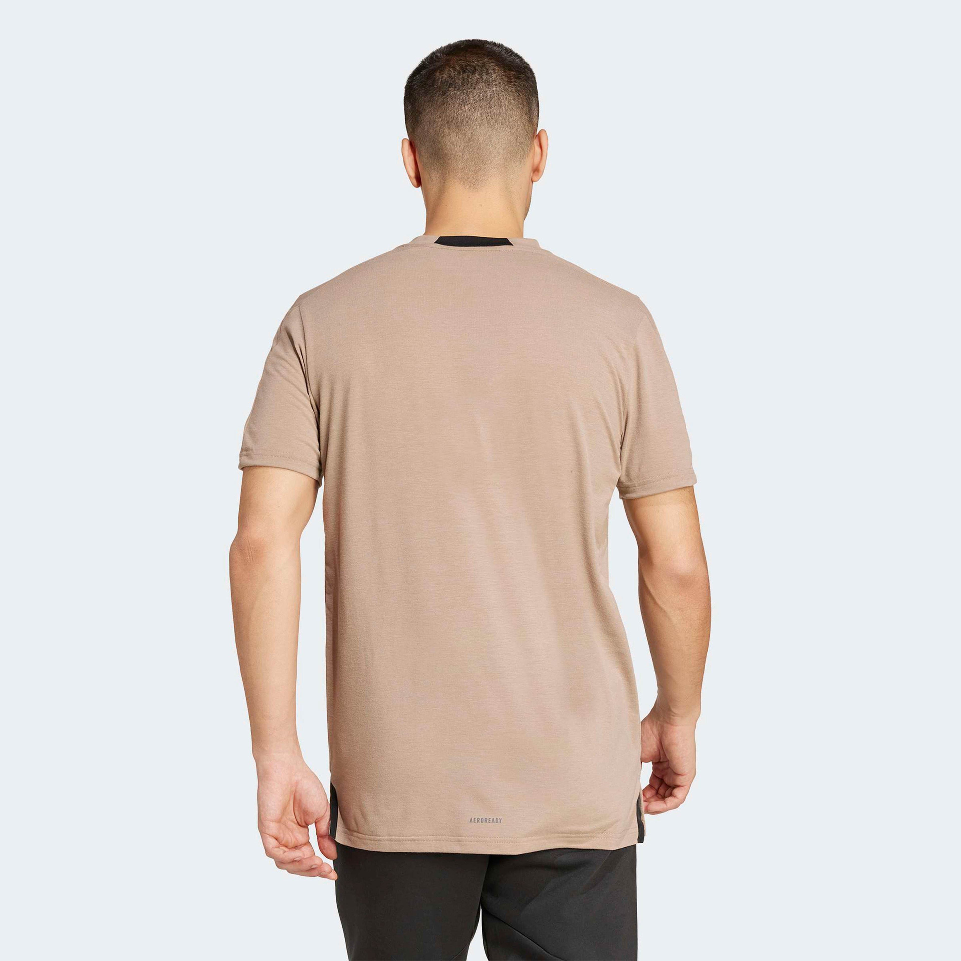 Adidas Erkek Kahverengi T-Shirt