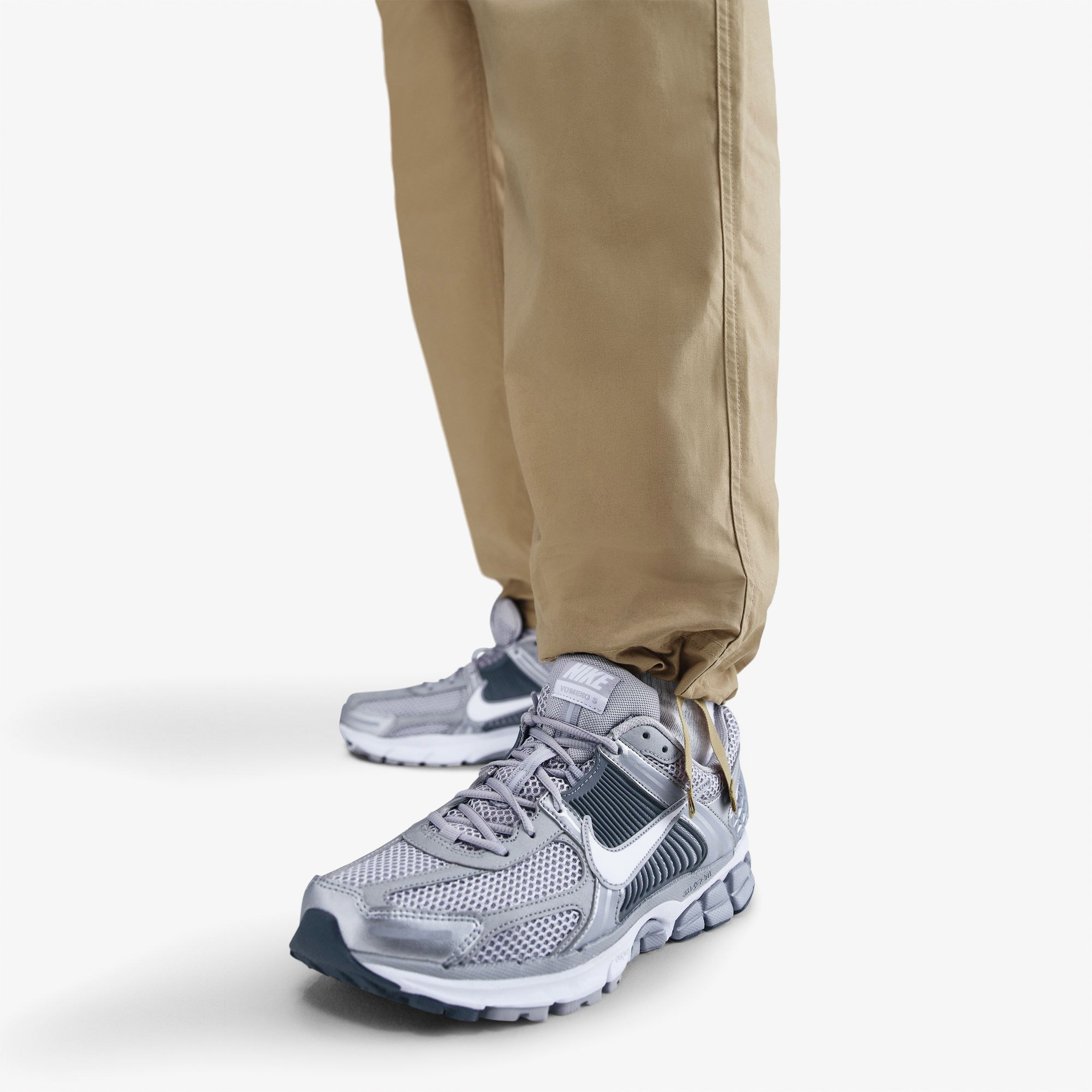 Nike Club Erkek Kahverengi Eşofman Altı