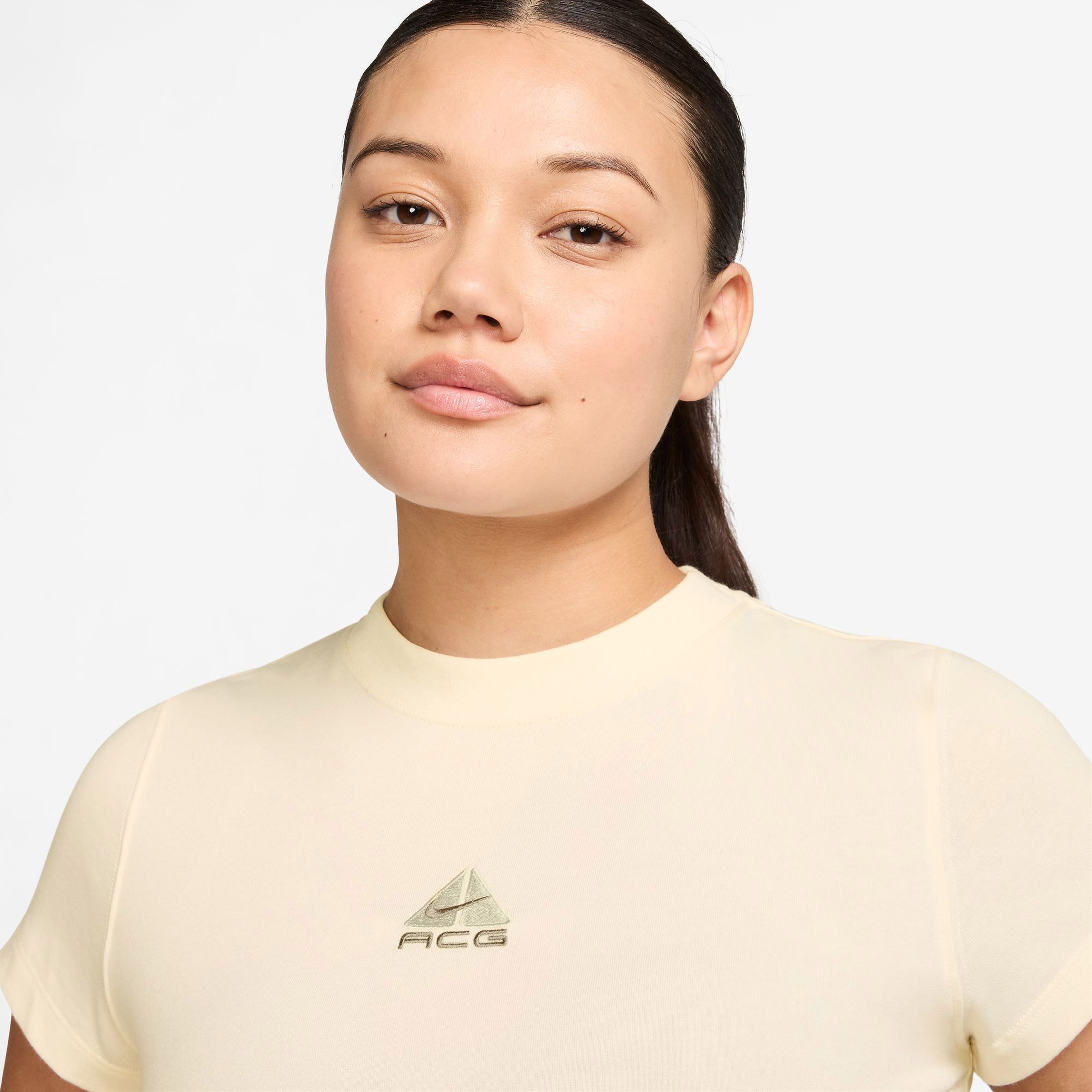 Nike Acg Kadın Krem T-Shirt