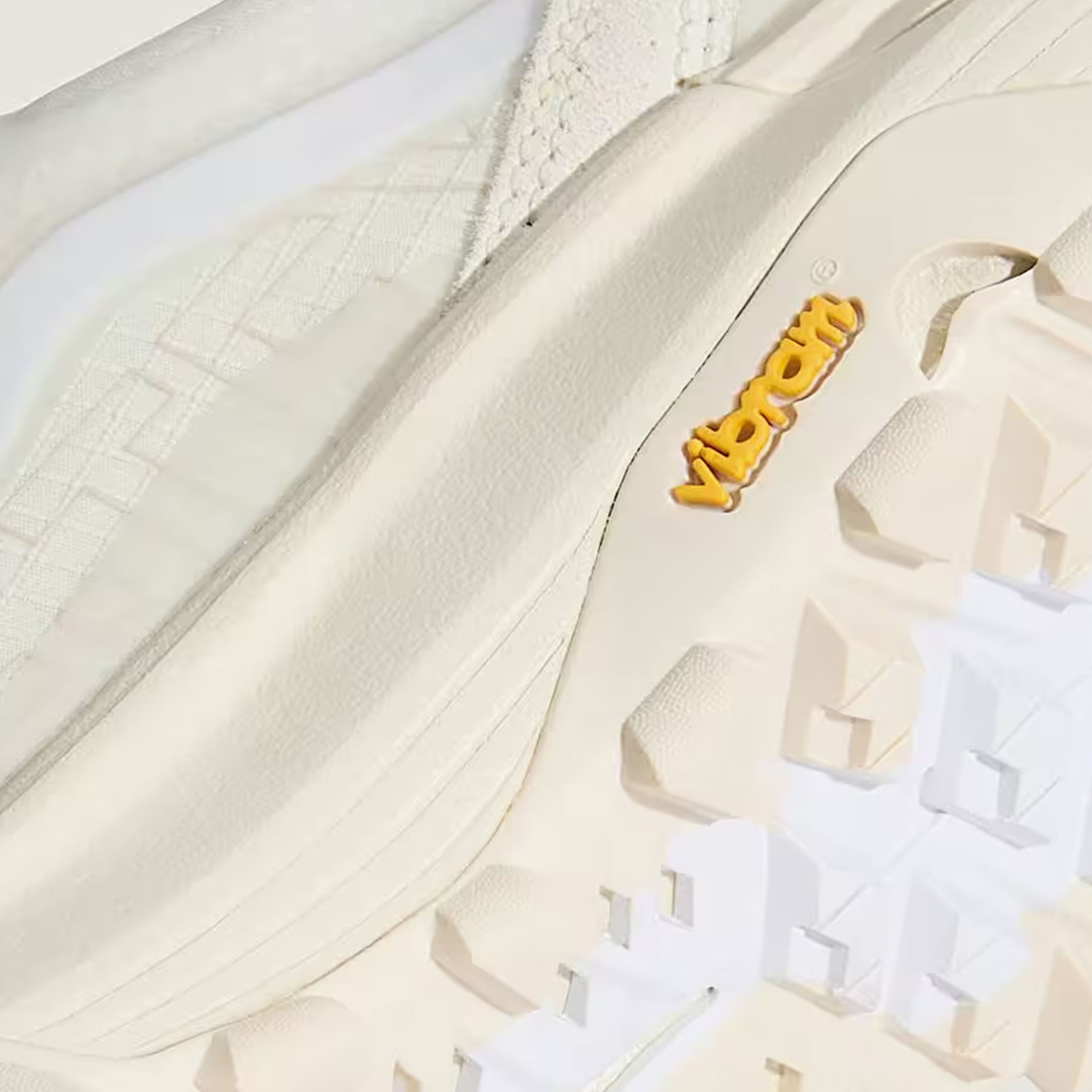 Vans MTE Crosspath XC Gore-Tex Kadın Beyaz Spor Ayakkabı