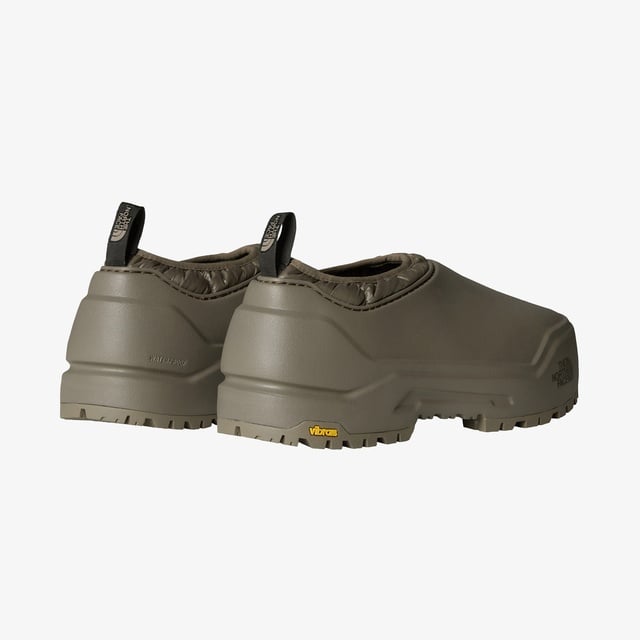 The North Face Kahverengi The North Face Base Camp Su Geçirmez Mule Erkek Terlik