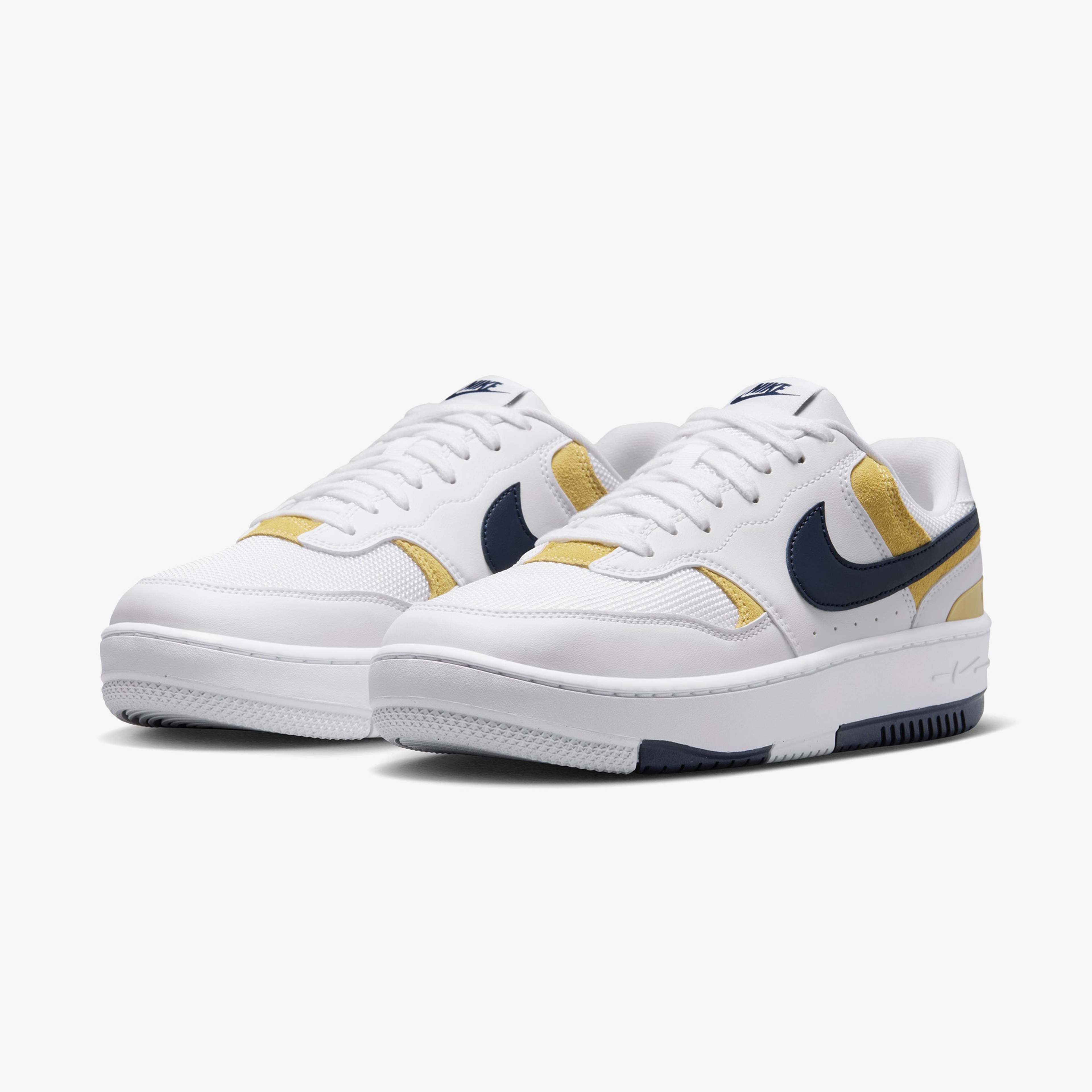 Nike Gamma Force Kadın Beyaz Spor Ayakkabı