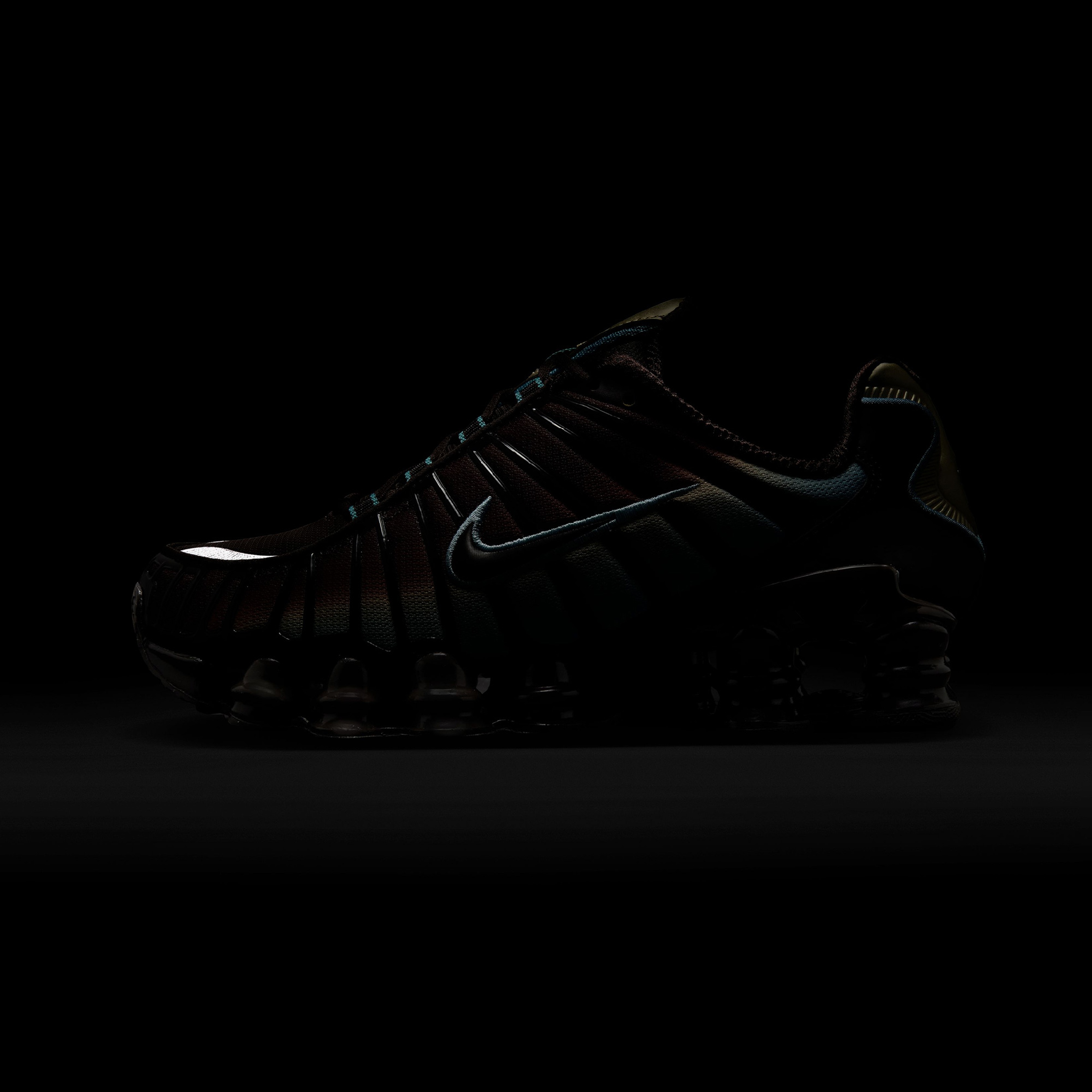 Nike Shox Kadın Kahverengi Spor Ayakkabı