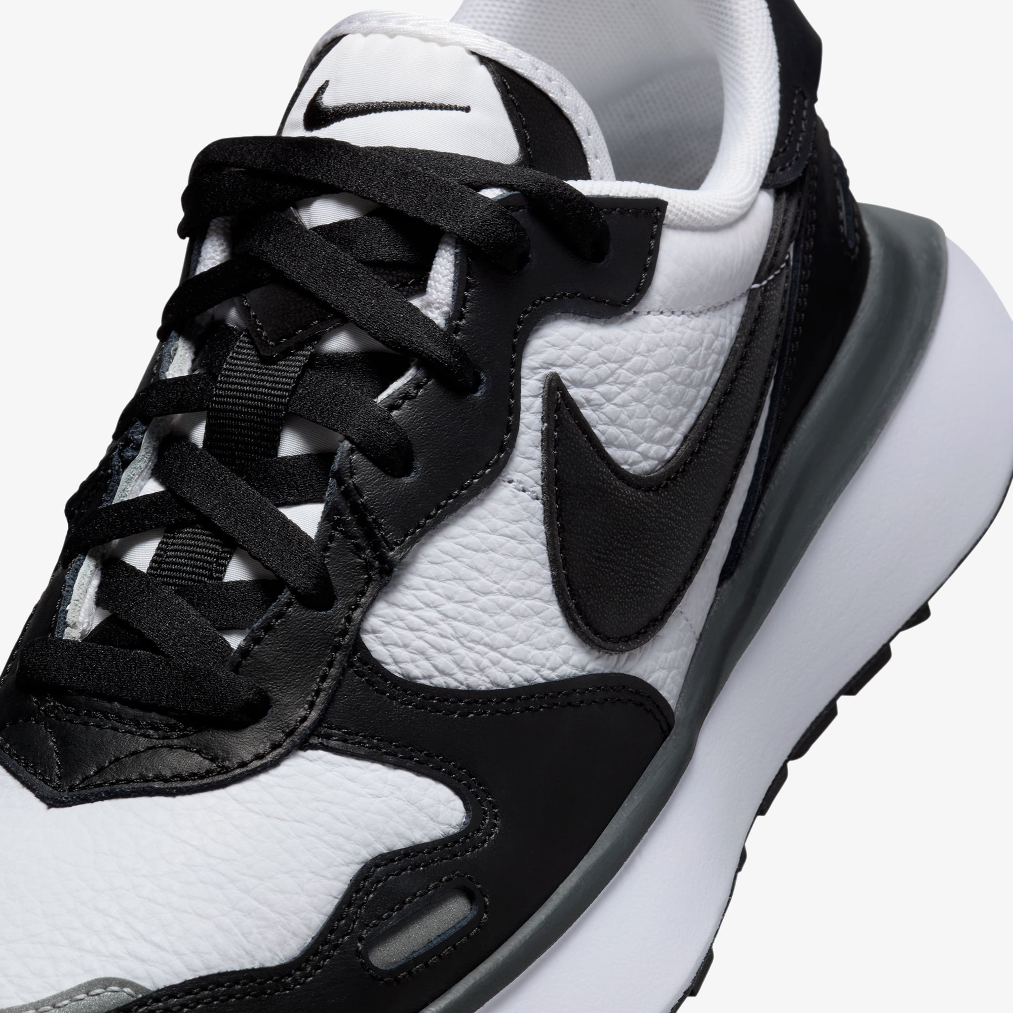 Nike Phoenix Waffle Leather Kadın Beyaz Spor Ayakkabı