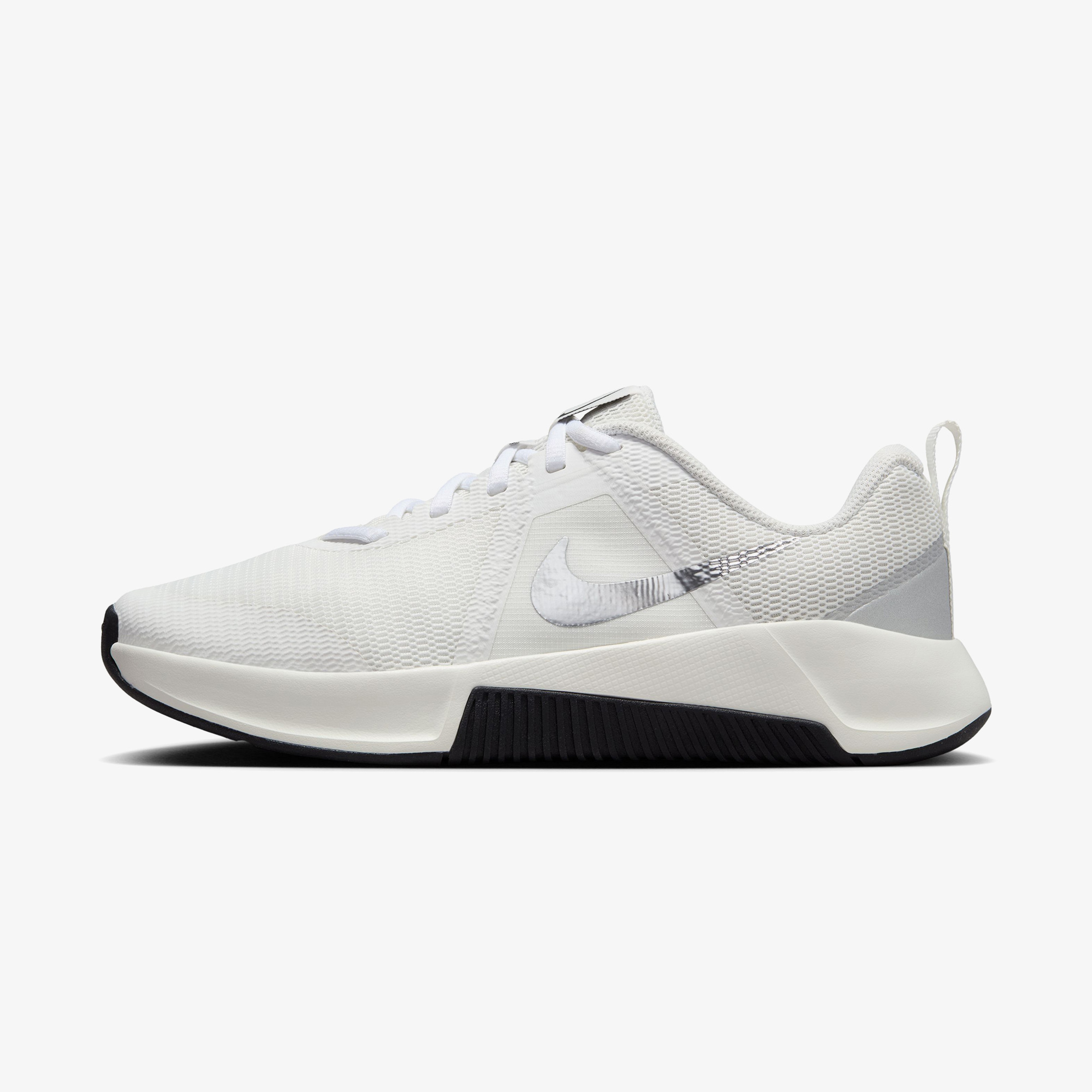 Nike MC Trainer 3 Premium Kadın Beyaz Spor Ayakkabı