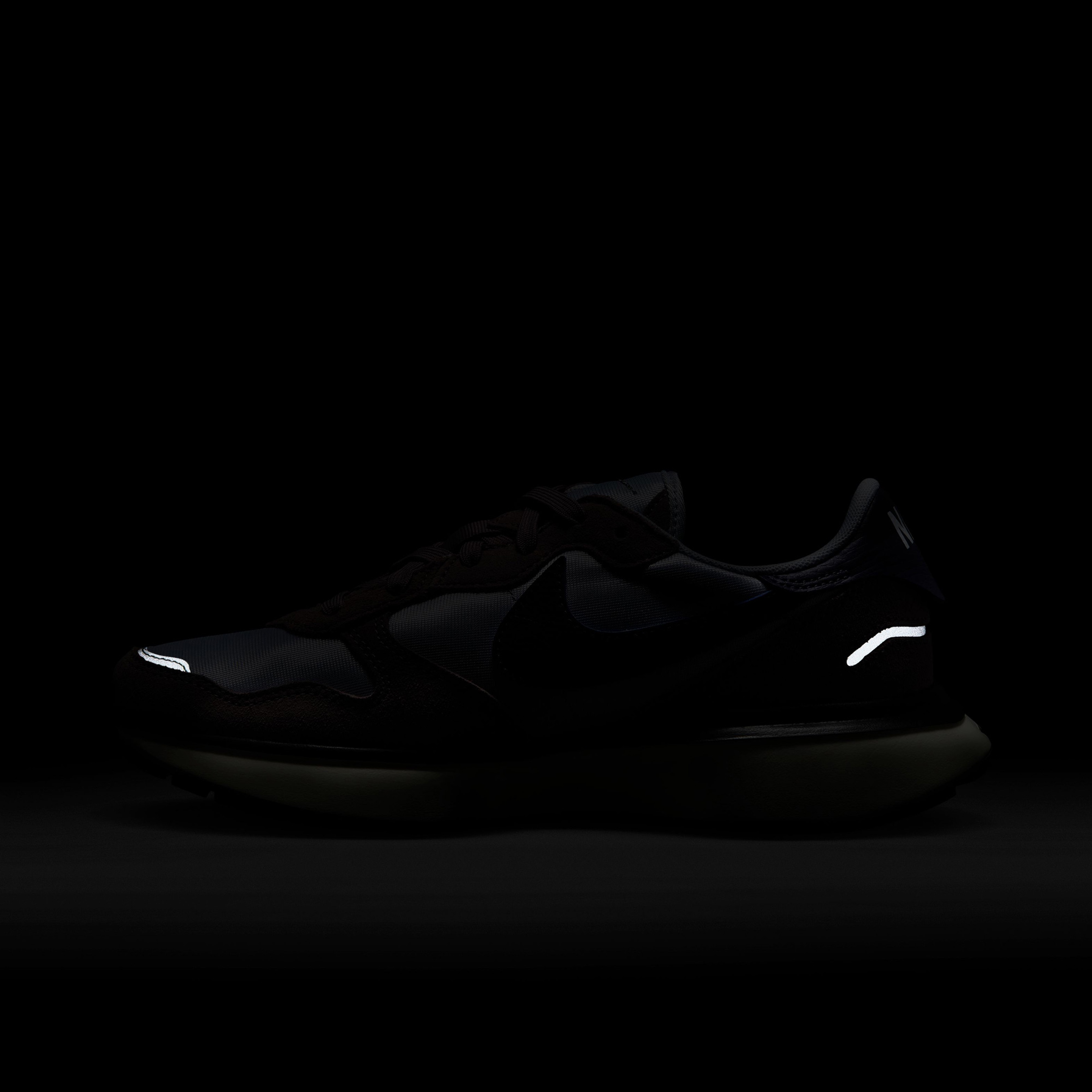 Nike Phoenix Waffle Kadın Pembe Spor Ayakkabı