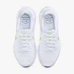 Nike Revolution 7 Kadın Beyaz Koşu Ayakkabısı