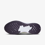 Nike Revolution 7 Kadın Beyaz Koşu Ayakkabısı