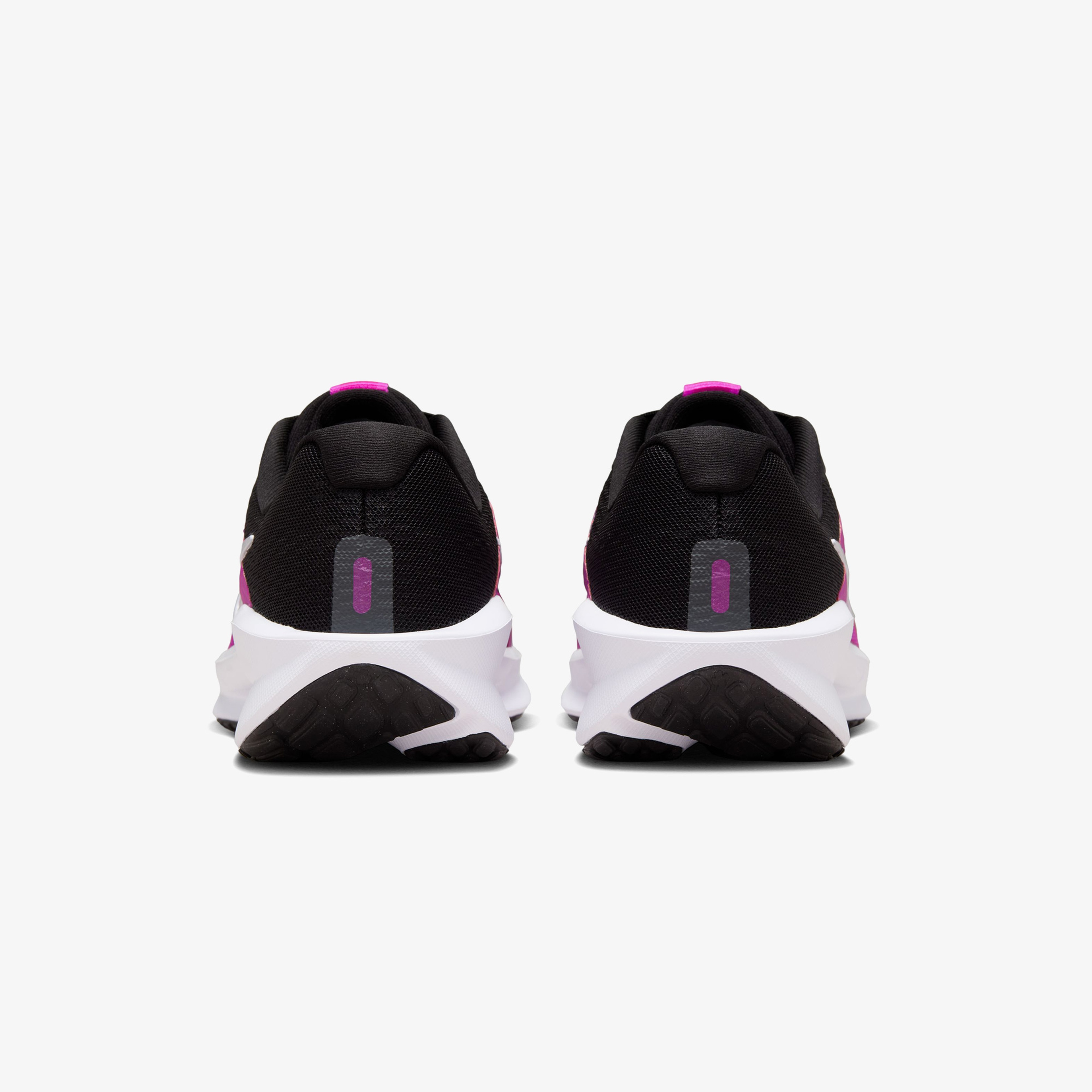 Nike Downshifter 13 Kadın Siyah Spor Ayakkabı