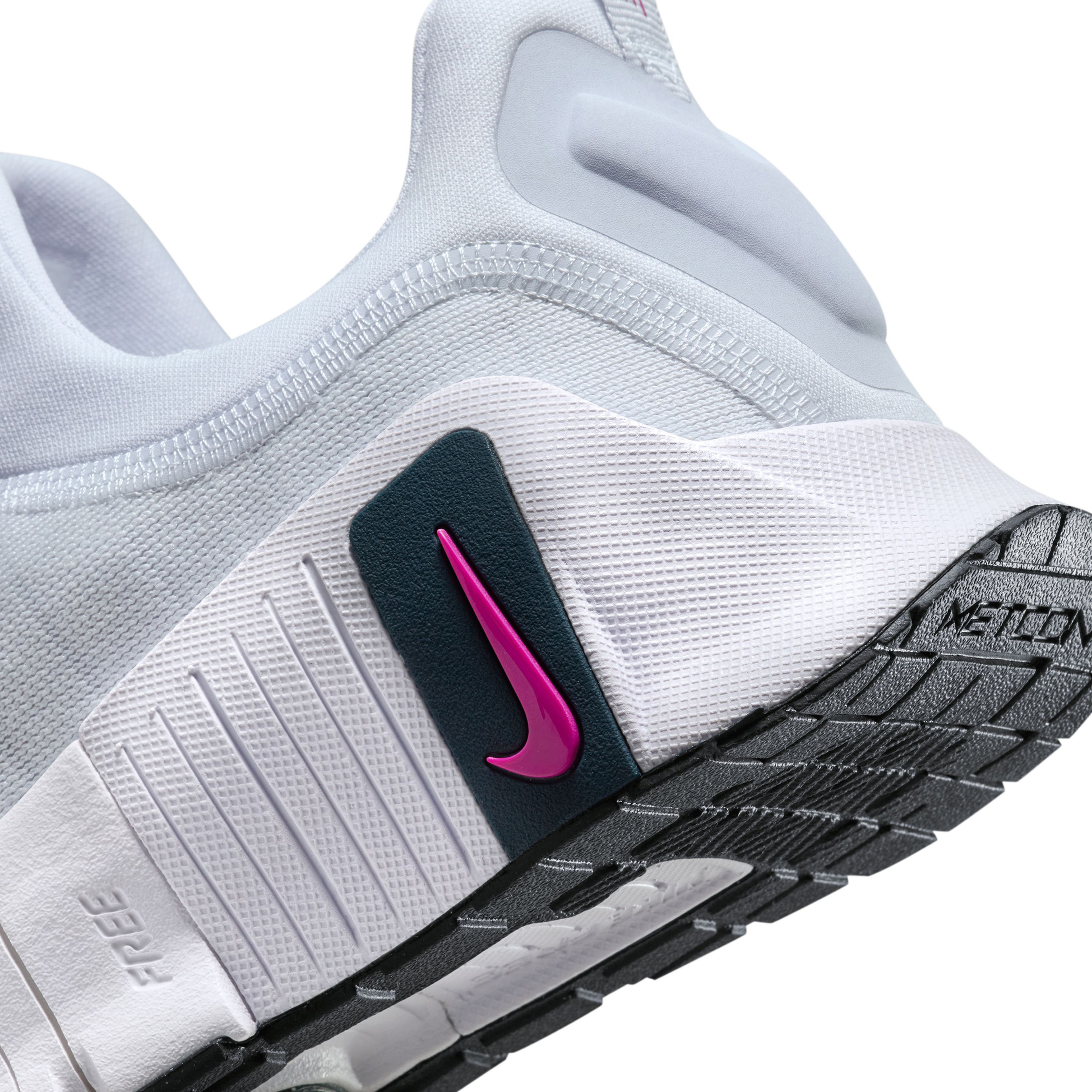 Nike Free Metcon 6 Kadın Gri Spor Ayakkabı