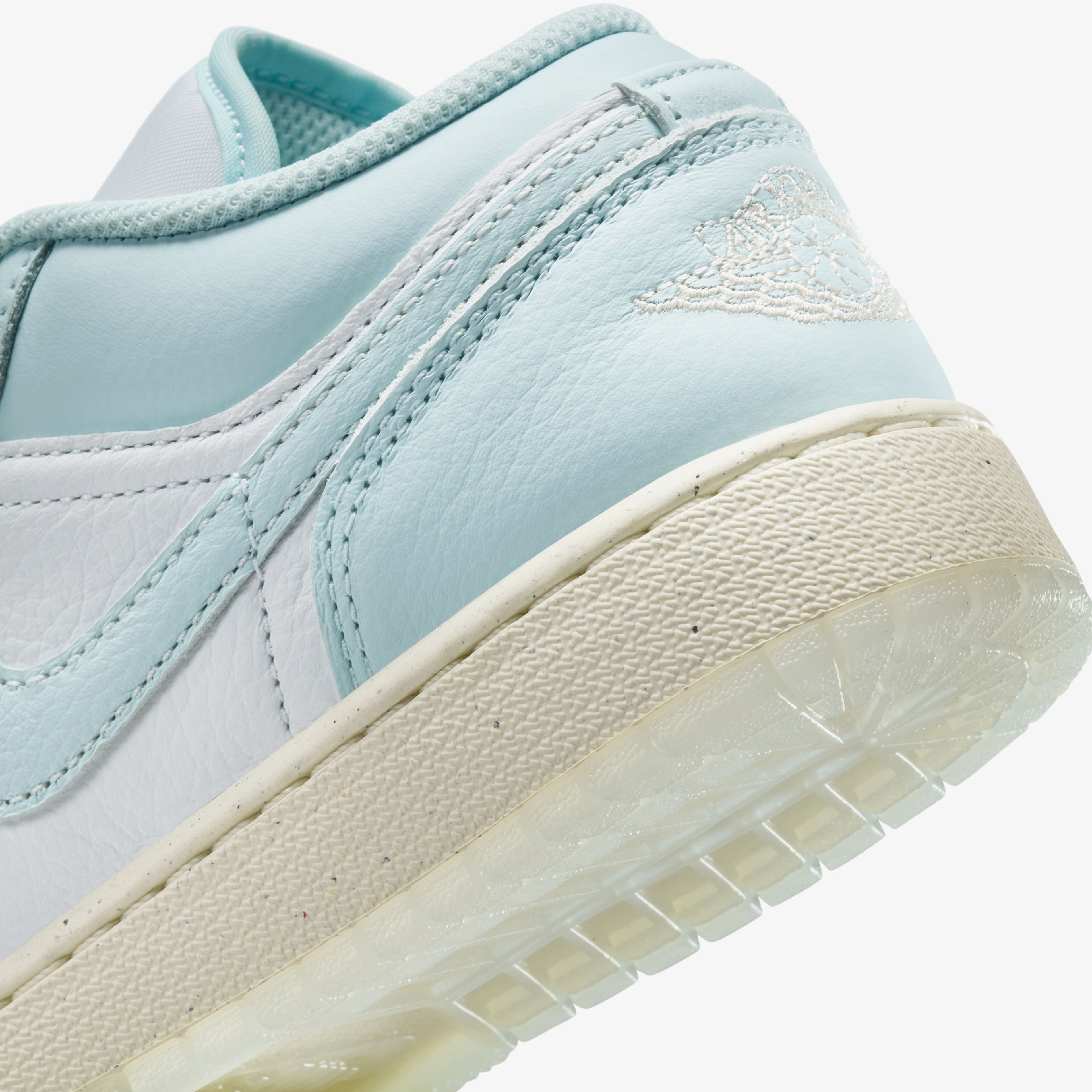 Jordan Air 1 Low SE Genç Çocuk Mavi Spor Ayakkabı