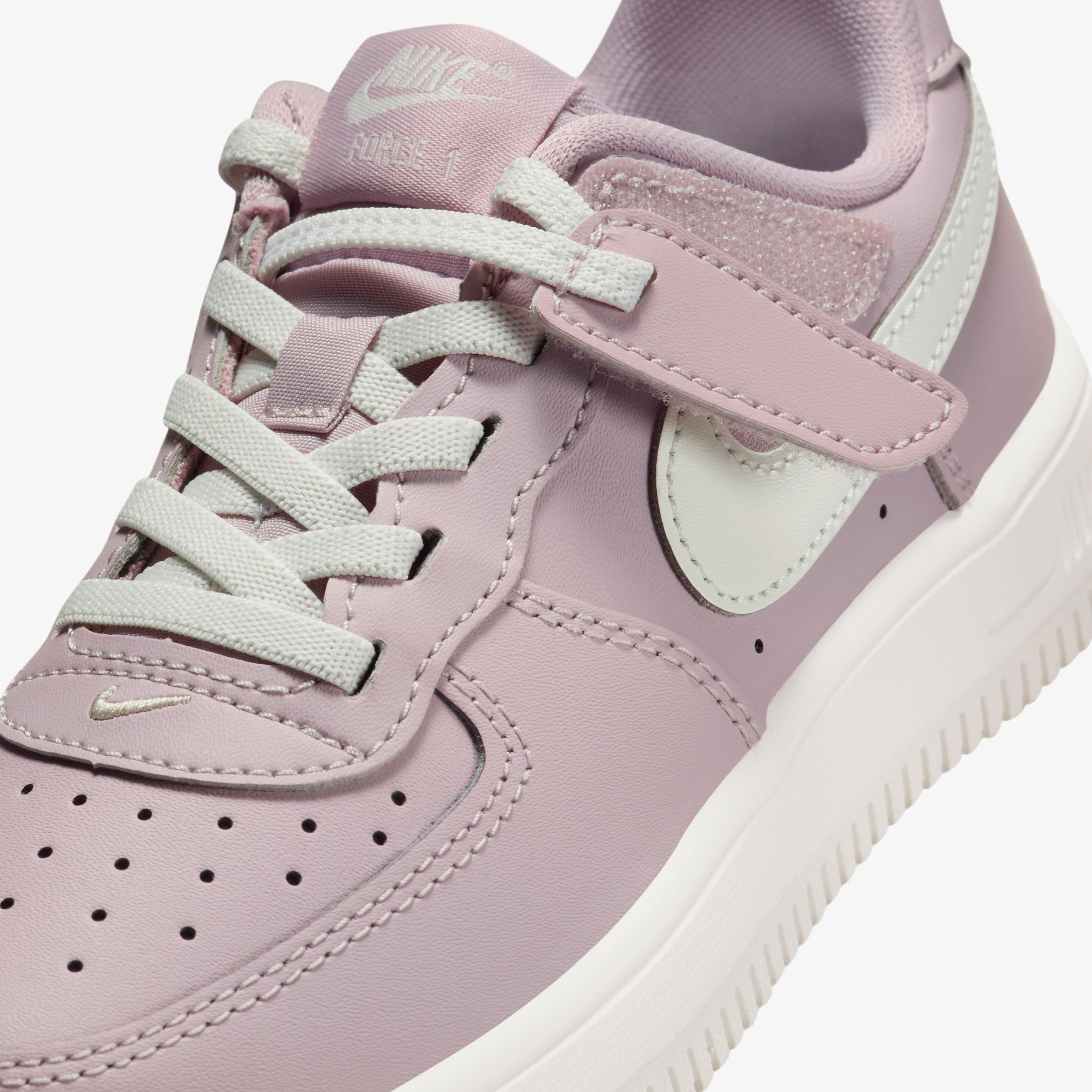 Nike Force 1 Low EasyOn Çocuk Pembe Spor Ayakkabı