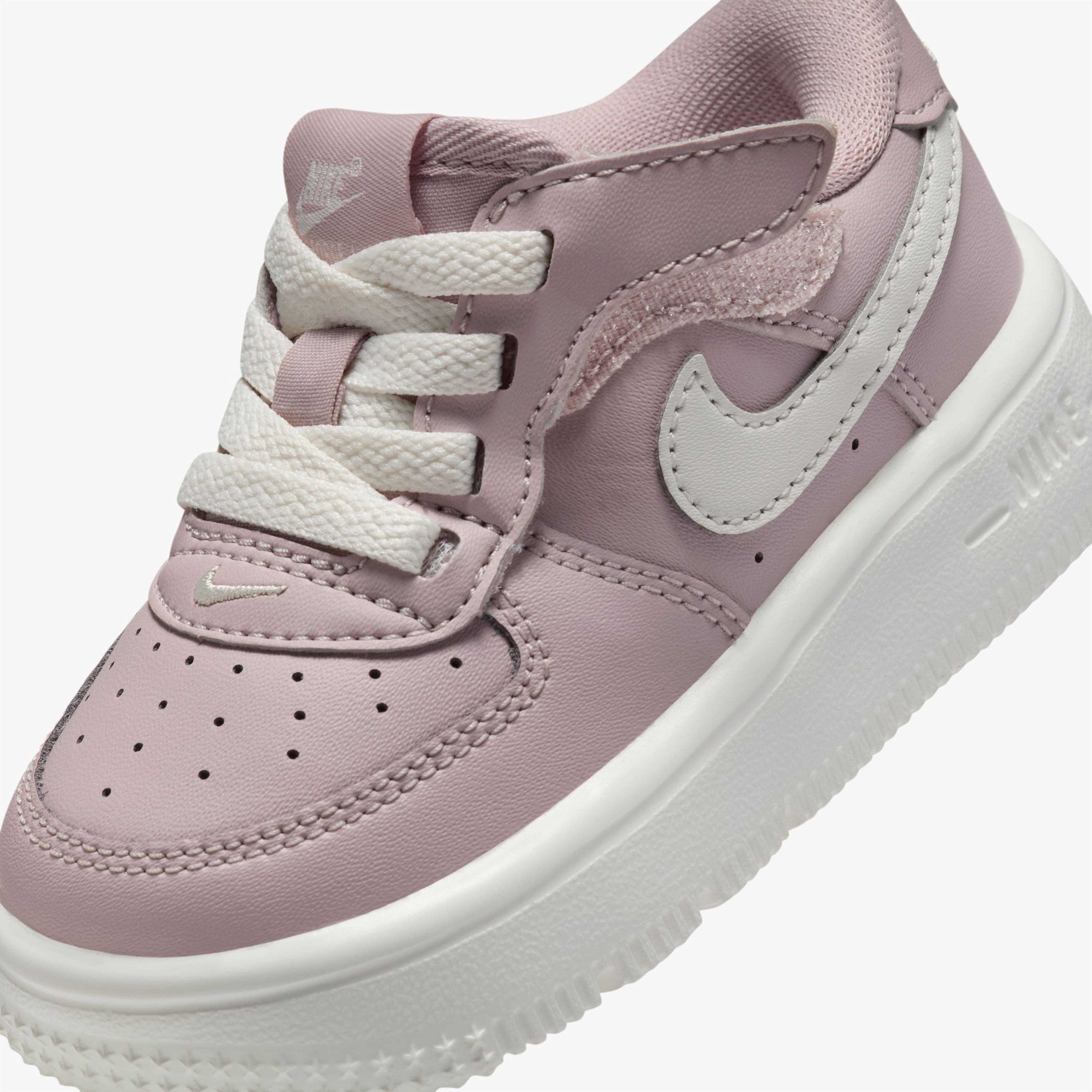 Nike Force 1 Low EasyOn Çocuk Pembe Spor Ayakkabı