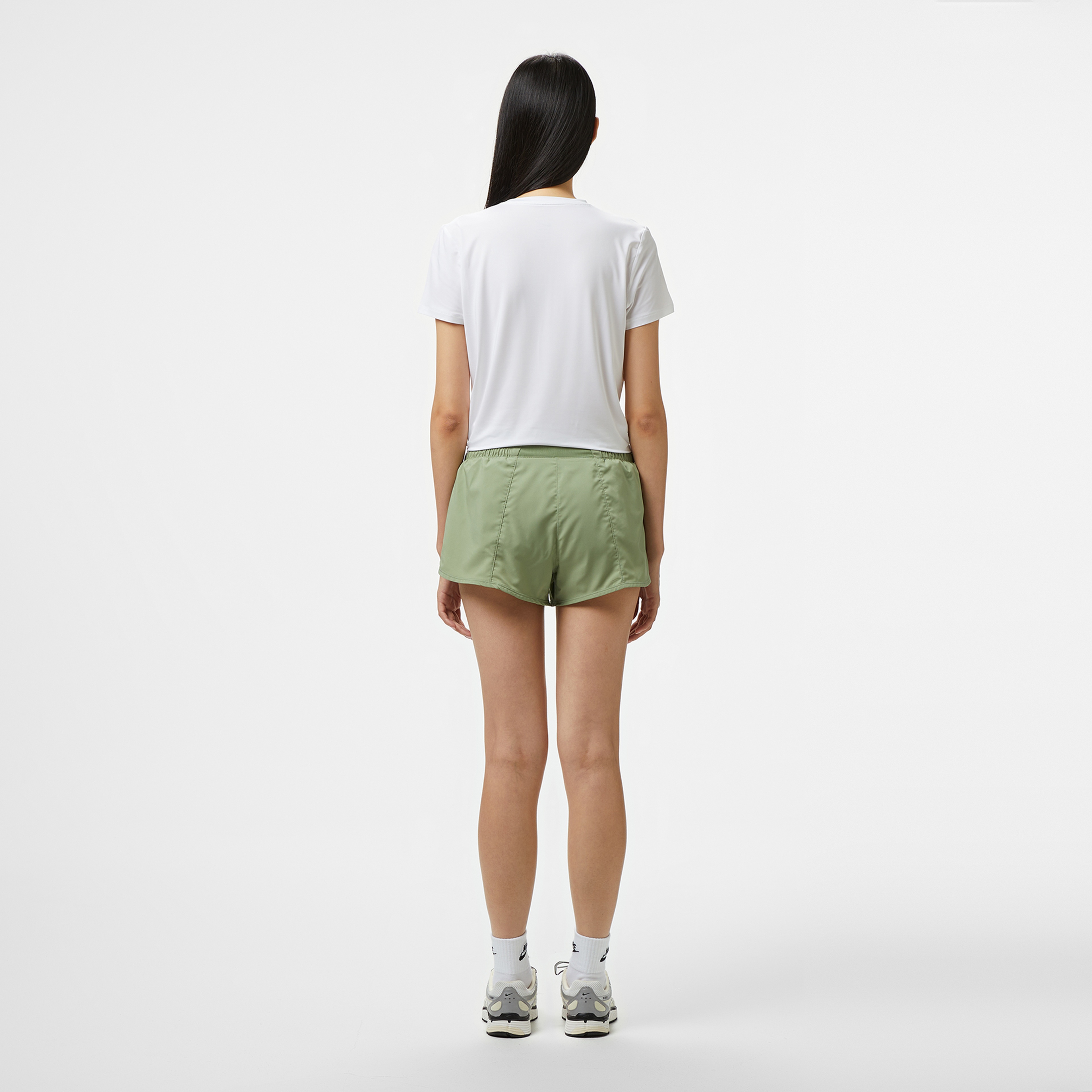 Nike One Dri-Fit Swoosh Kadın Yeşil Şort