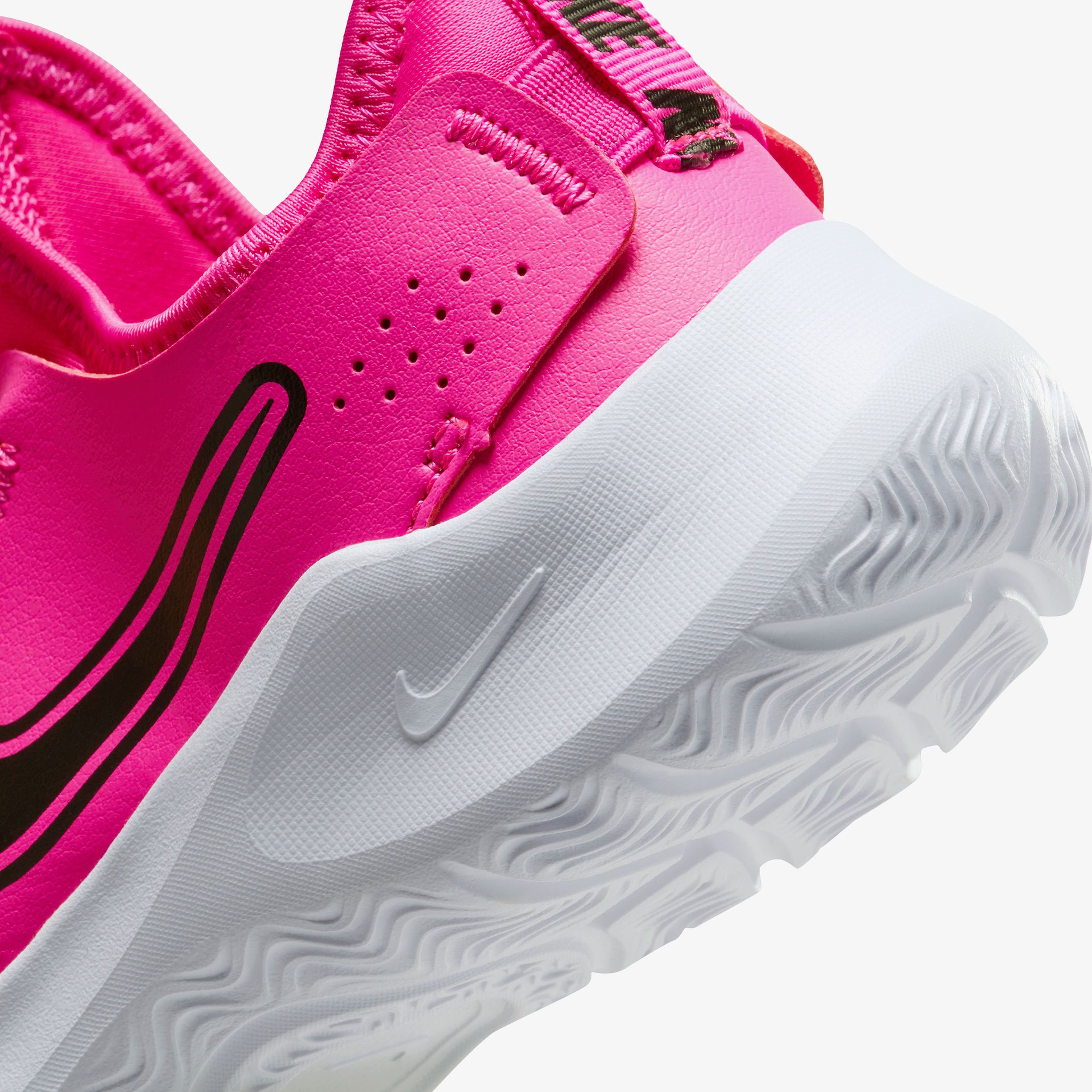 Nike Low Top Çocuk Pembe Koşu Ayakkabısı