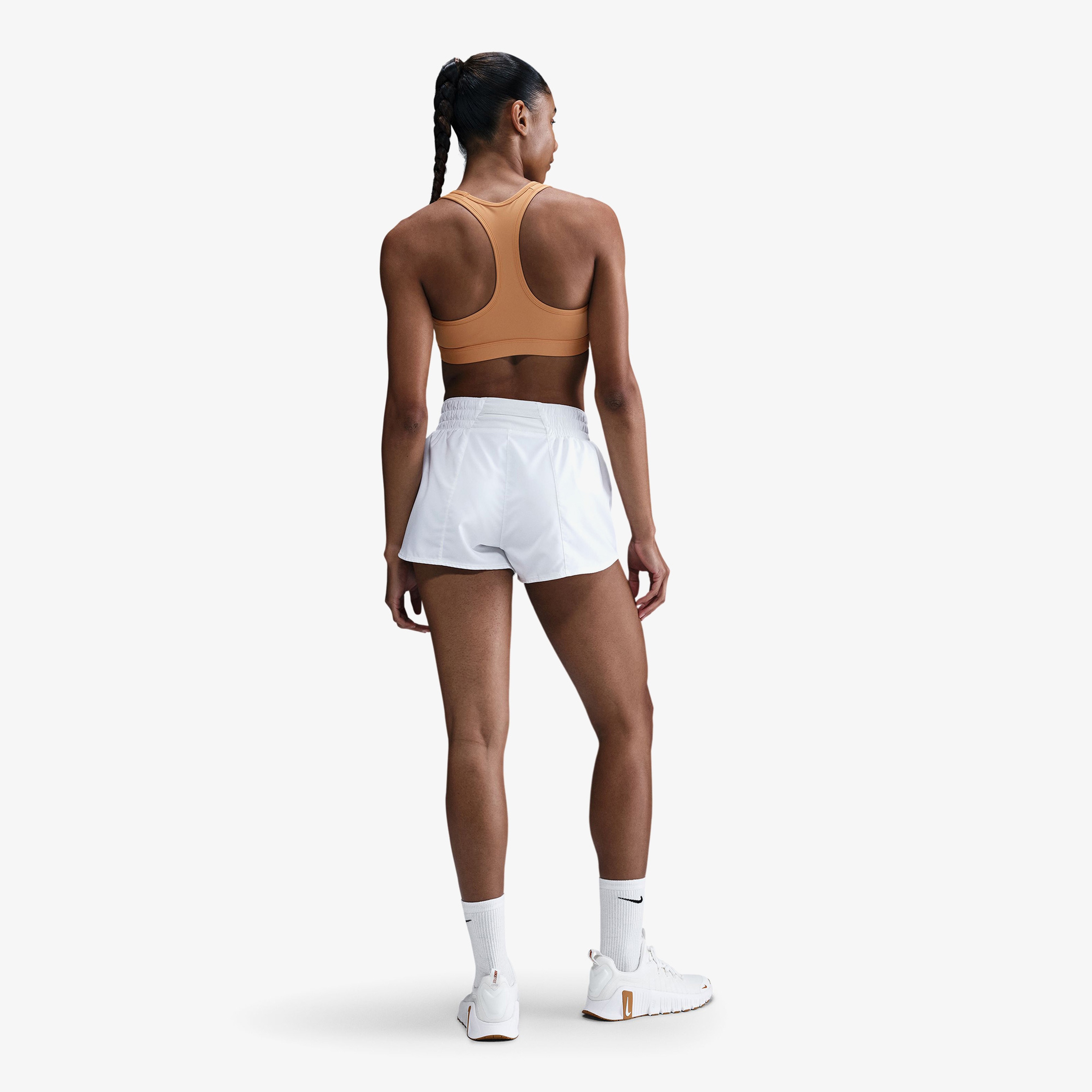 Nike Swoosh Medium Support Kadın Turuncu Antrenman Bra