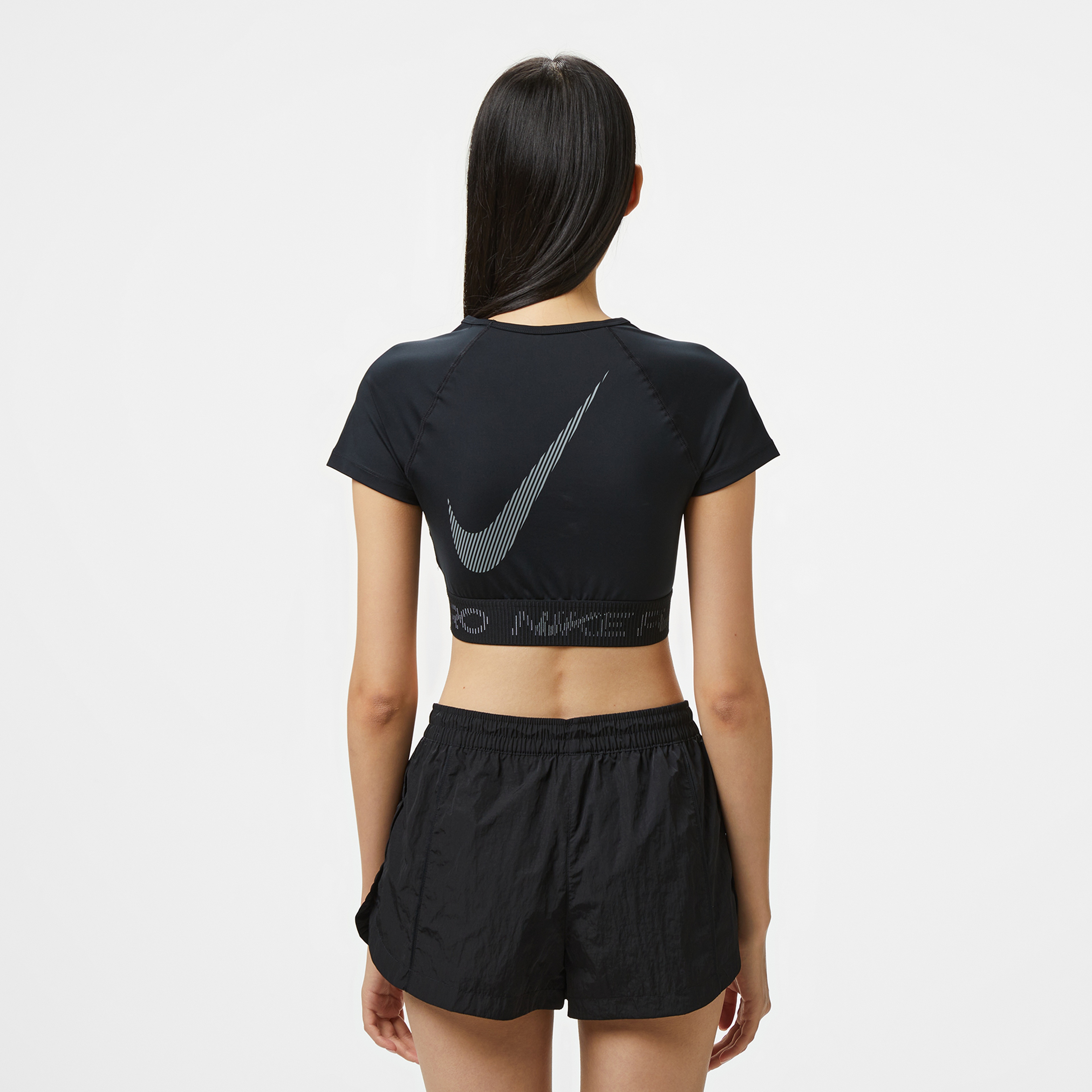 Nike Pro Dri-Fit Kadın Siyah T-Shirt