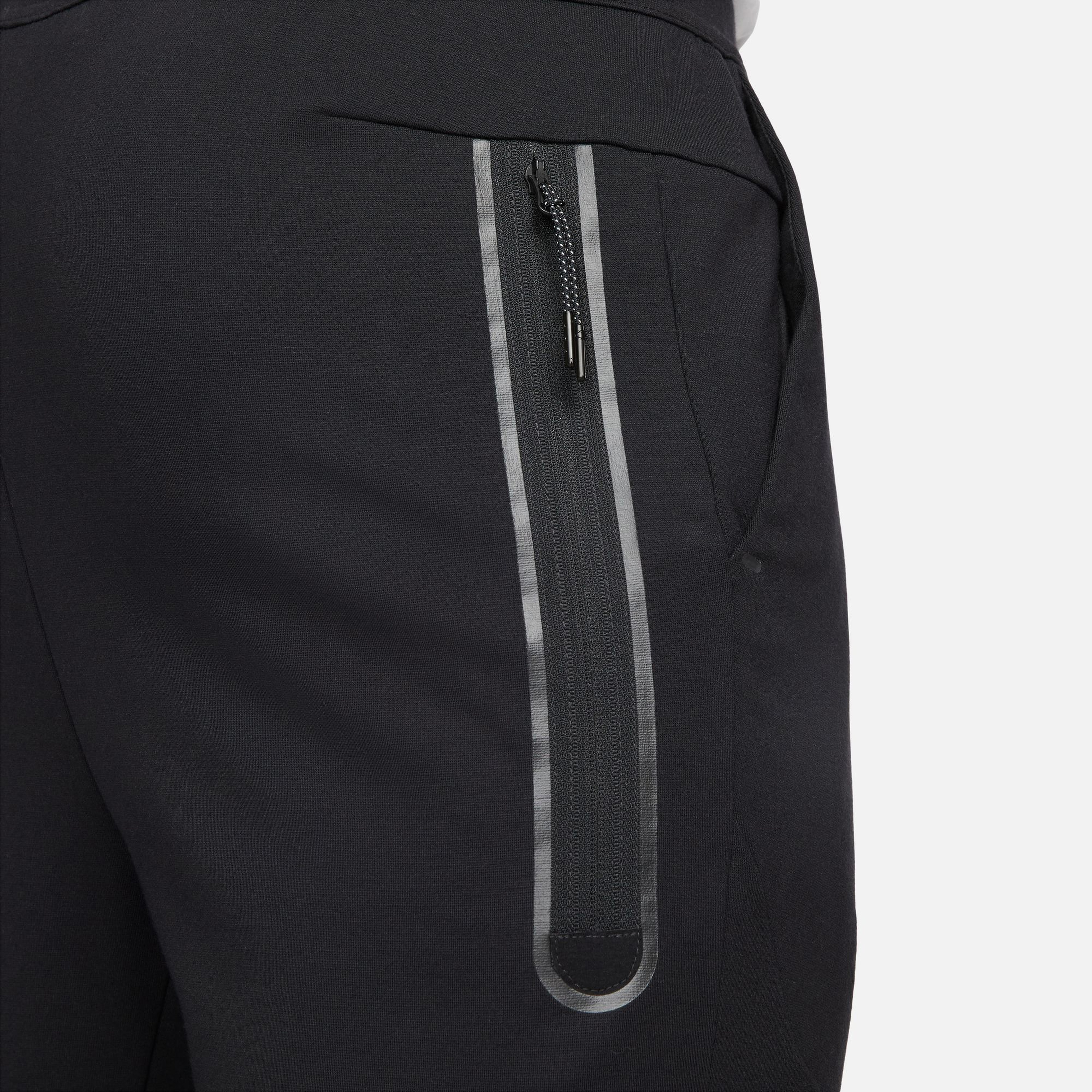 Nike Tech Lightweight Erkek Siyah Eşofman Altı