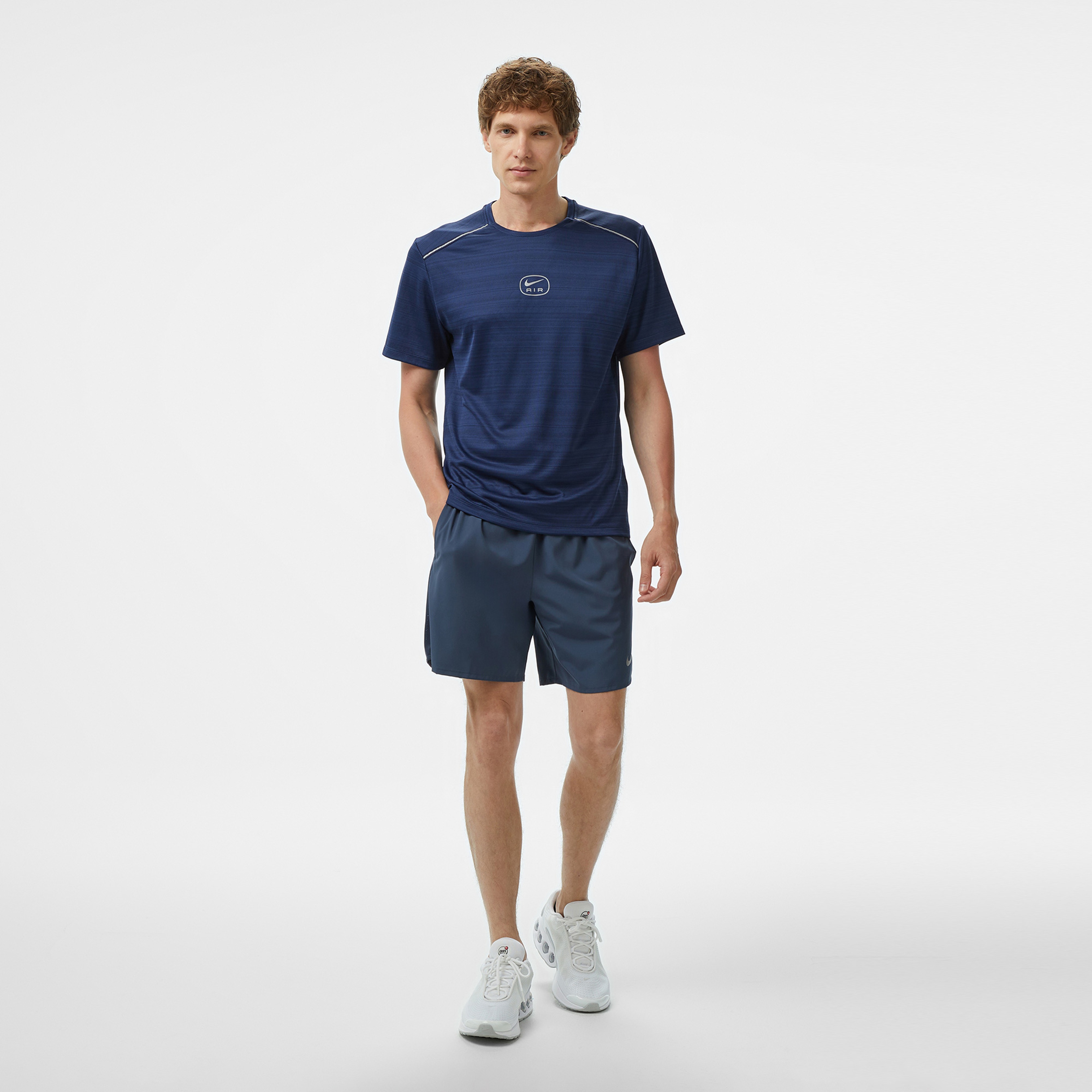 Nike Air Run Erkek Lacivert T-Shirt